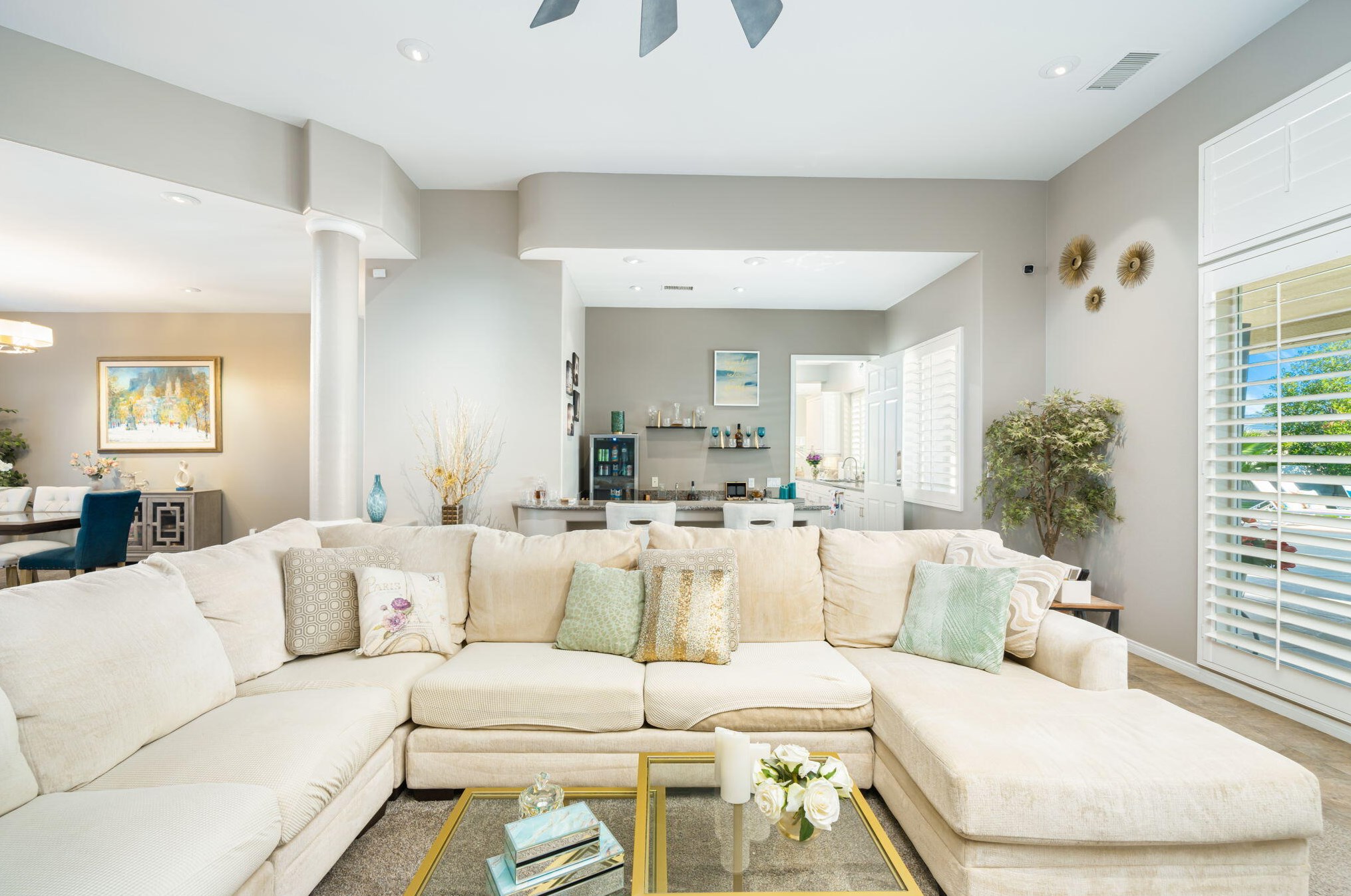 21 Paris Way, Rancho Mirage CA  92270-2721 exterior