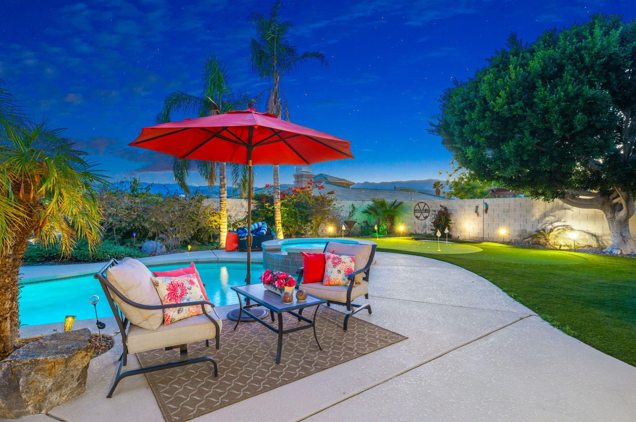 21 Paris Way, Rancho Mirage, CA 92270-2723
