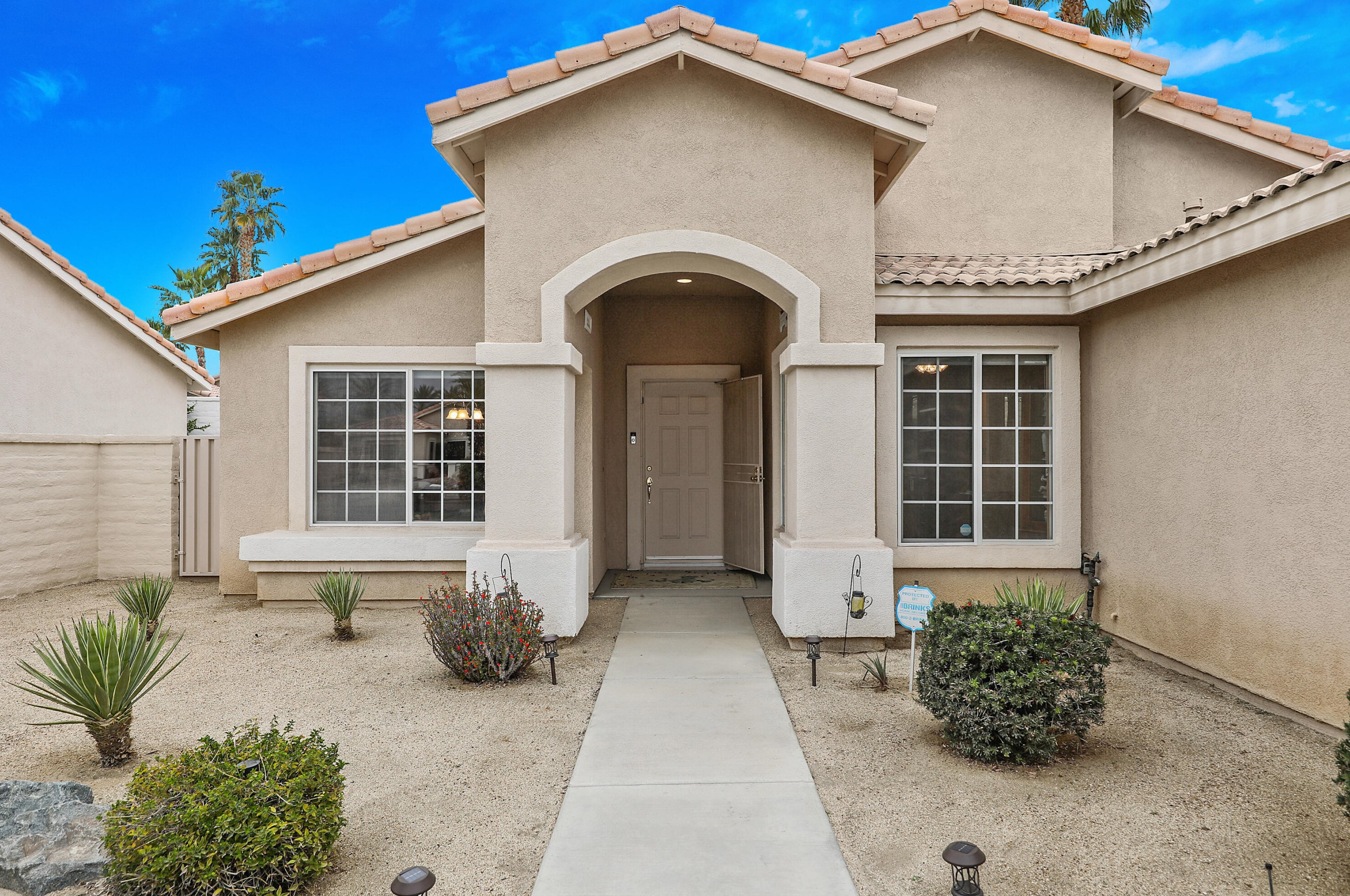 272 Corte Bella, Palm Desert, CA 92260-1818