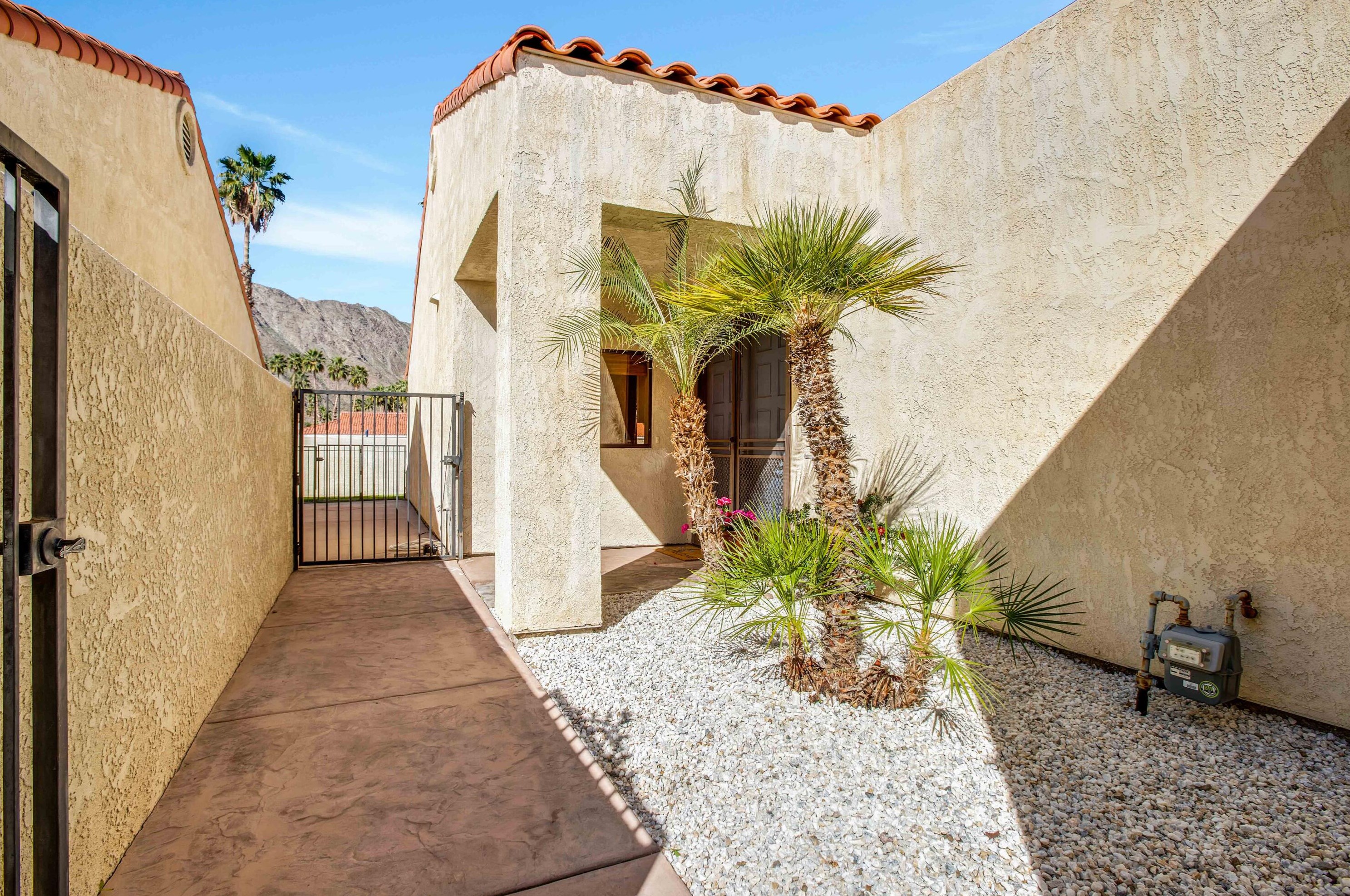 49455 Avenida Club La Quinta, La Quinta, CA 92253