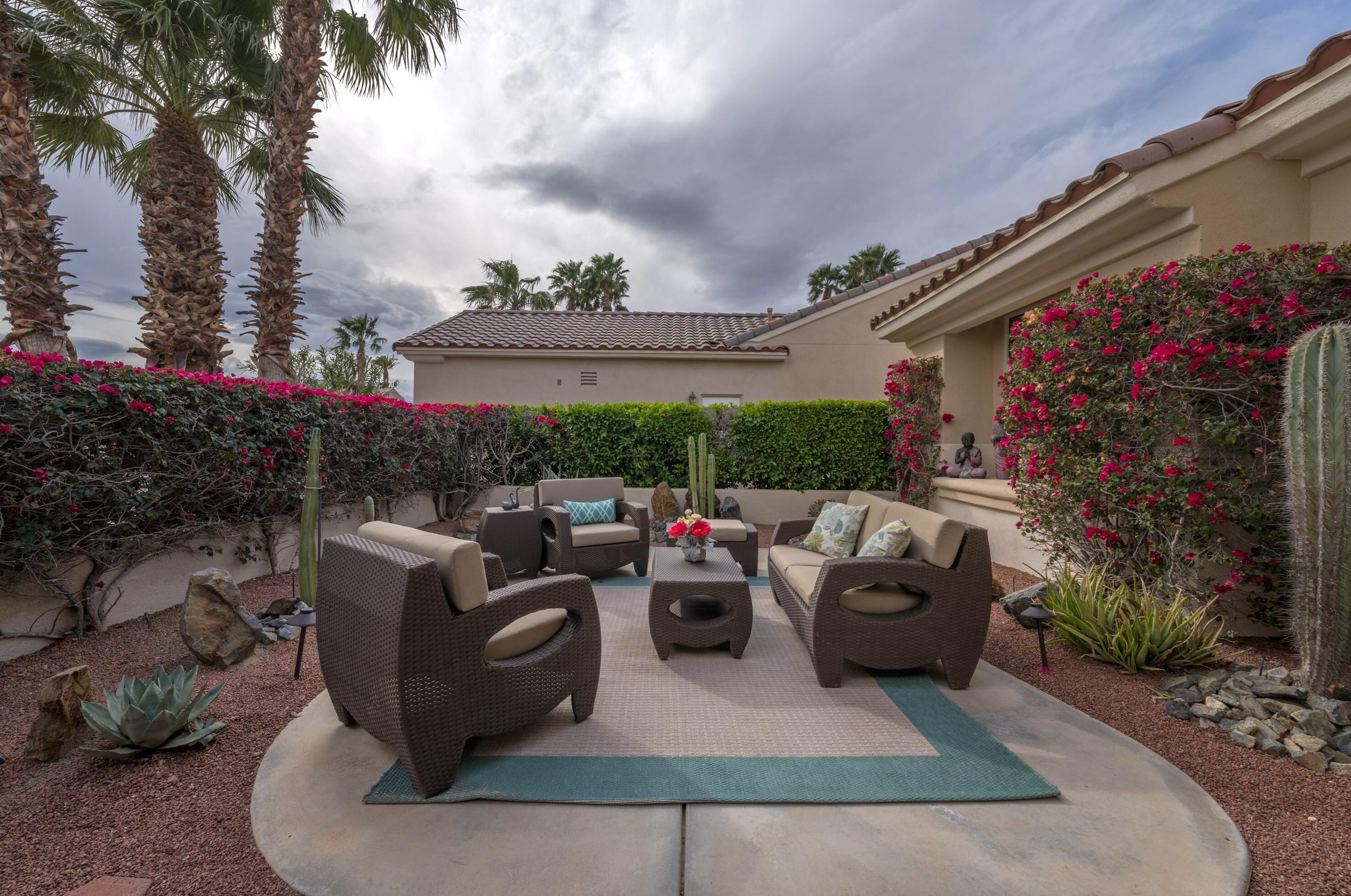 78800 Silver Lake Ter, Palm Desert, CA 92211-2165