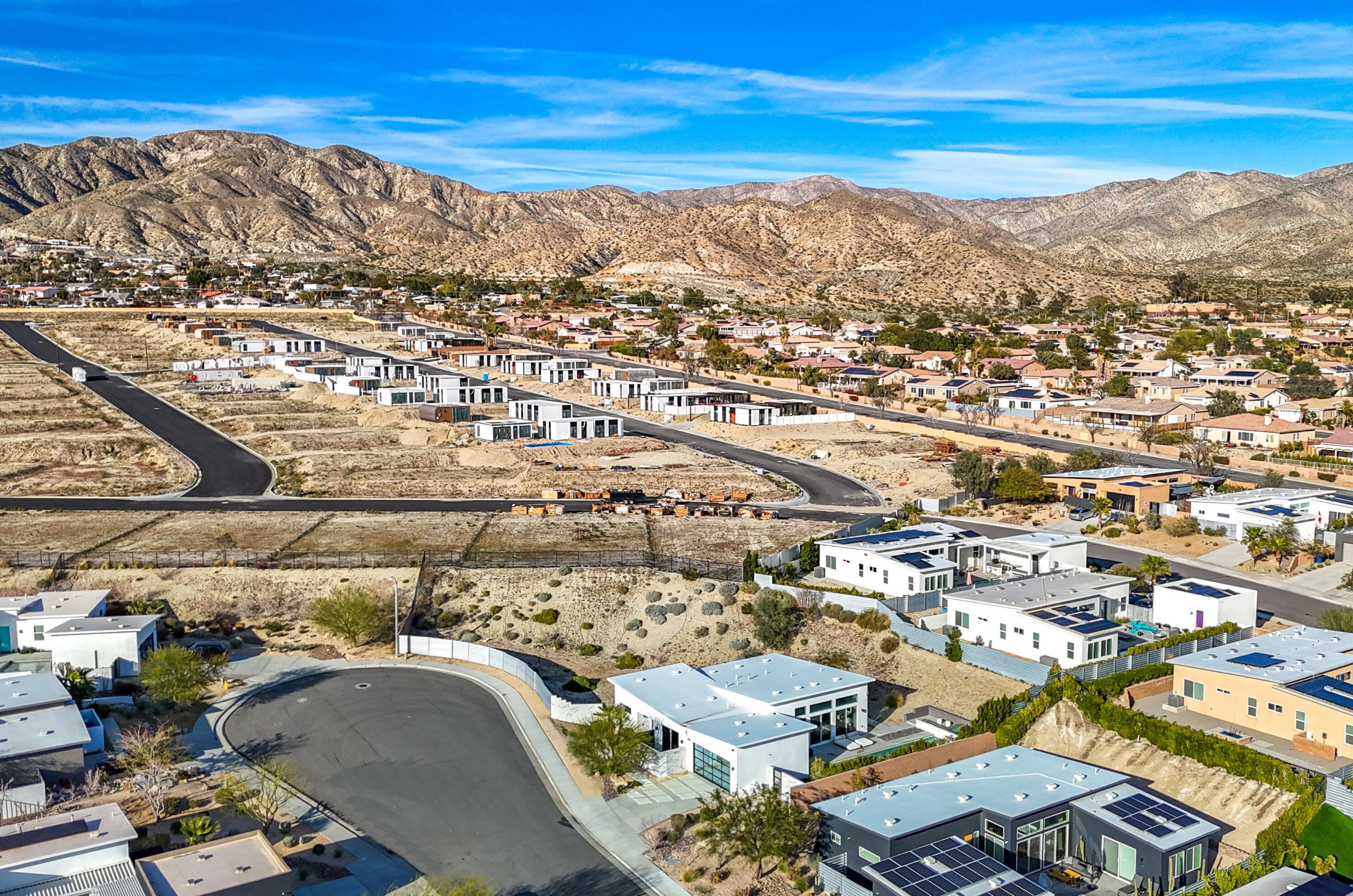 13910 Valley View Ct, Desert Hot Springs CA  92240-6585 exterior