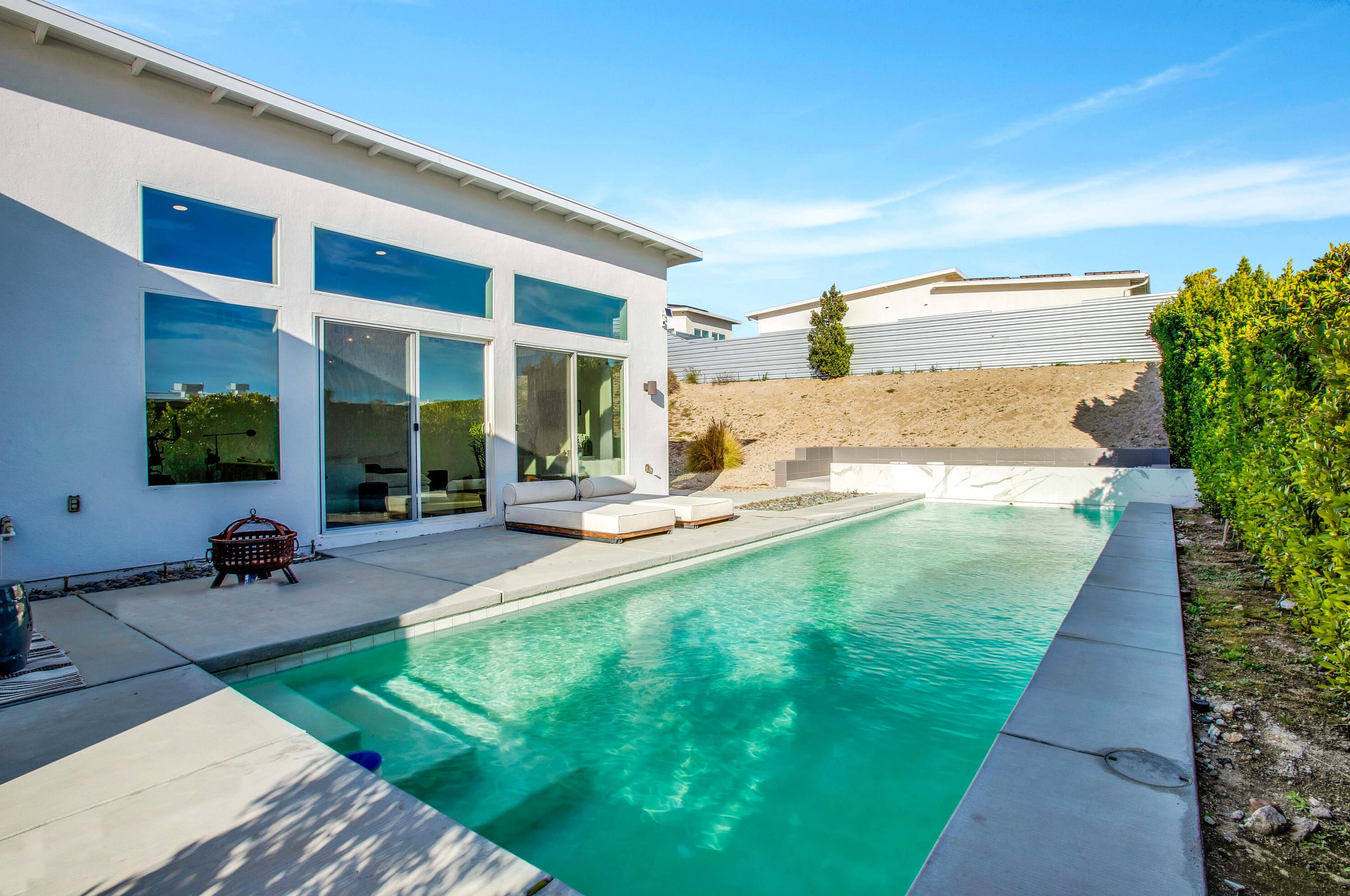 13910 Valley View Ct, Desert Hot Springs CA  92240-6585 exterior