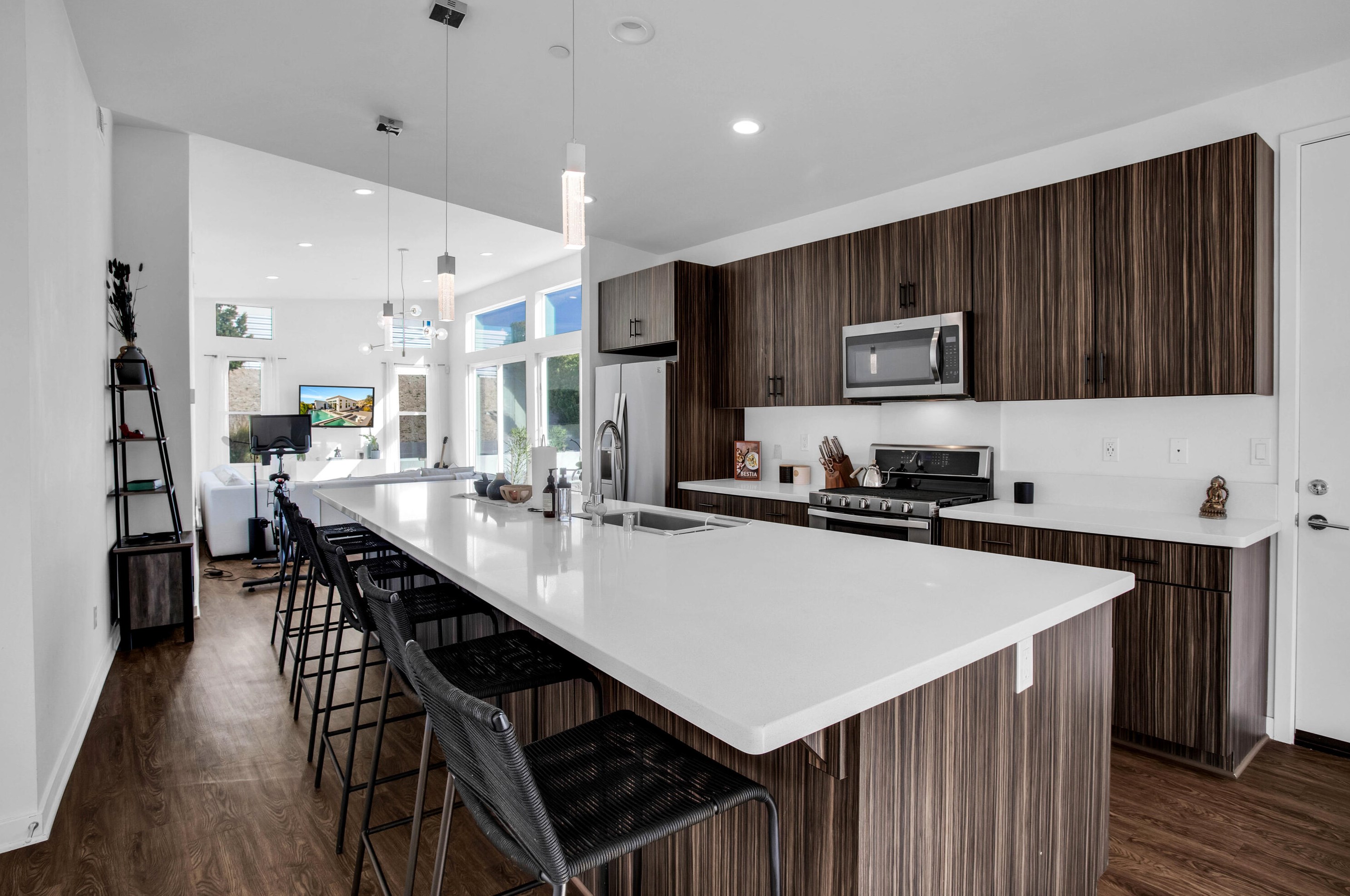 13910 Valley View Ct, Desert Hot Springs CA  92240-6585 exterior