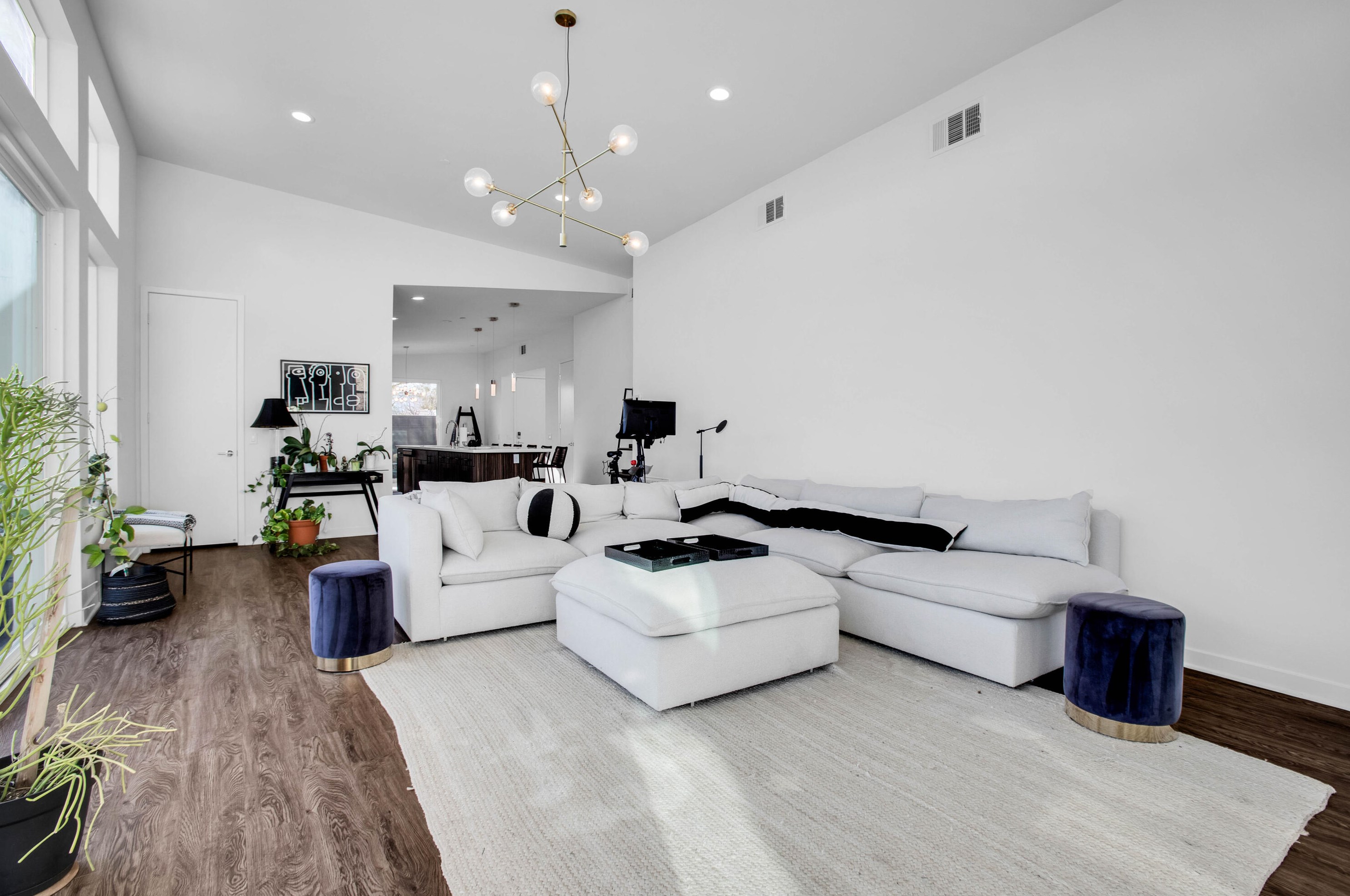 13910 Valley View Ct, Desert Hot Springs CA  92240-6585 exterior