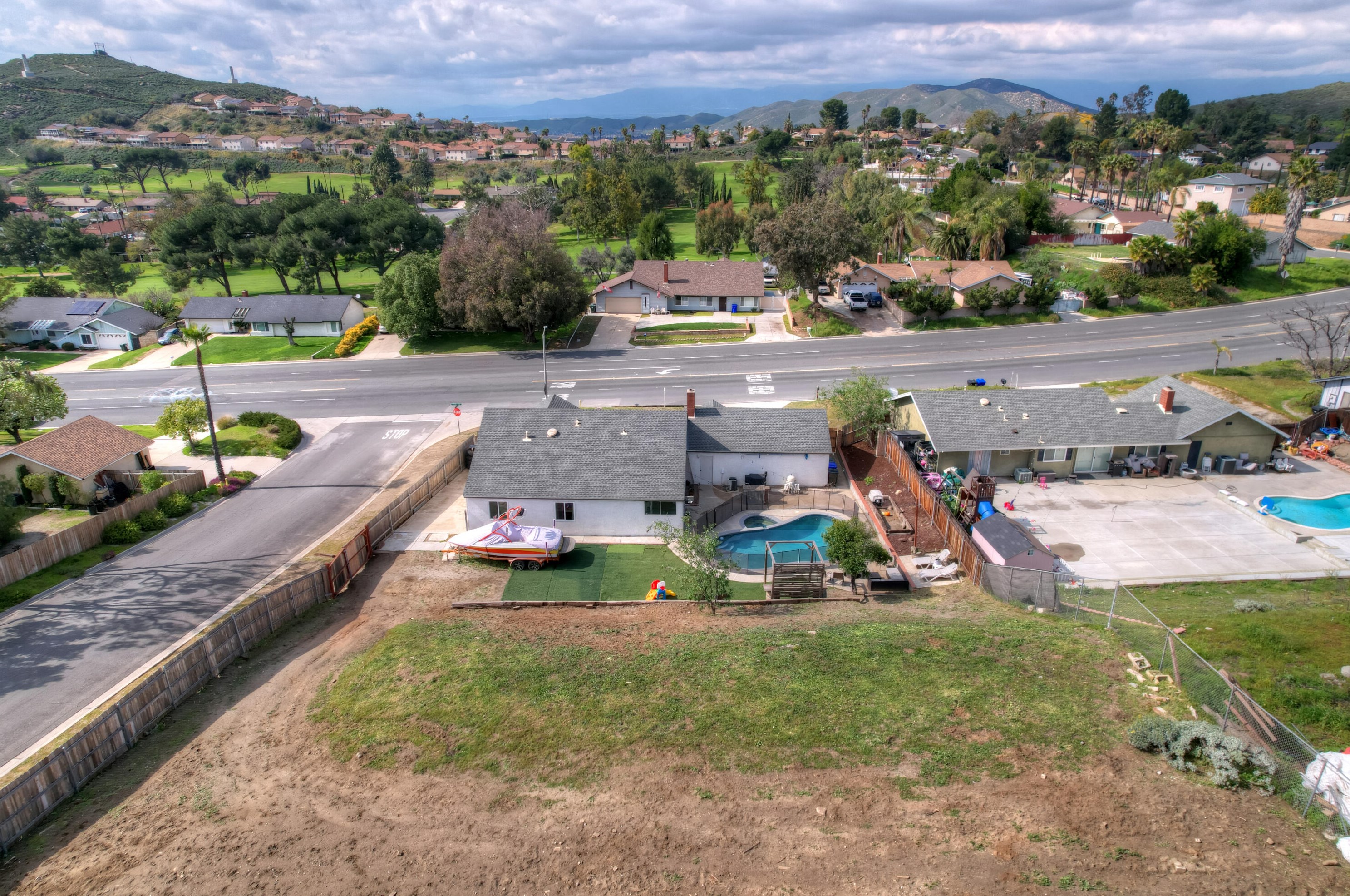 5260 Camino Real, Riverside CA  92509-5408 exterior