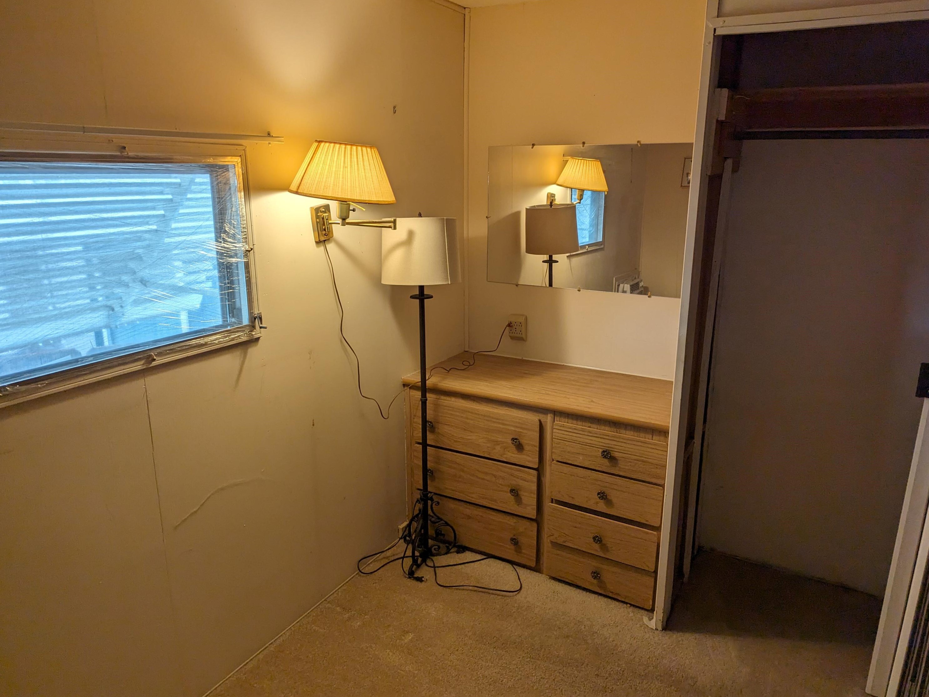 69411 Poolside Dr, Desert Hot Springs CA  92241-8715 exterior