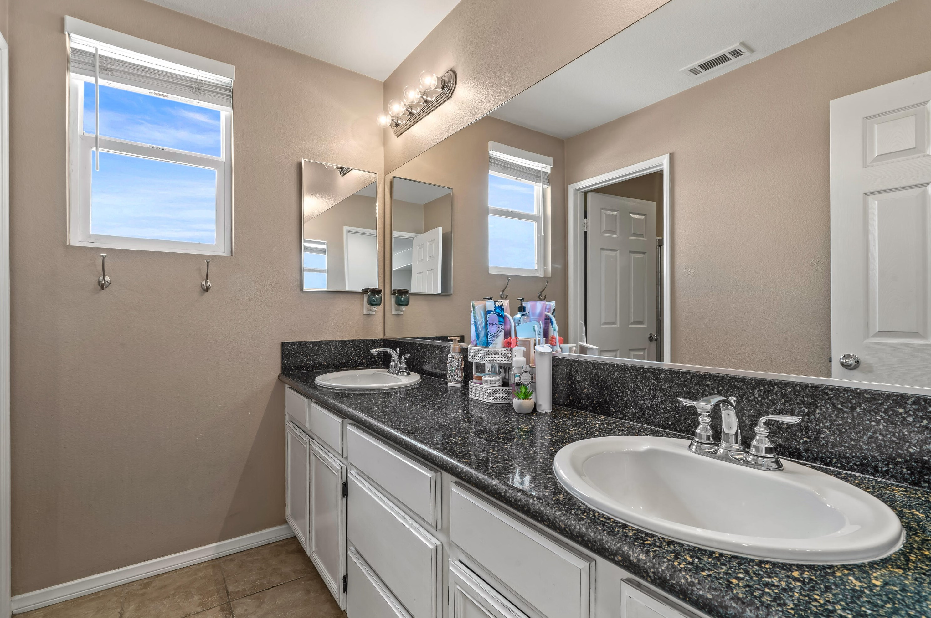 82832 Mount Riley Dr, Indio CA  92203-3893 exterior