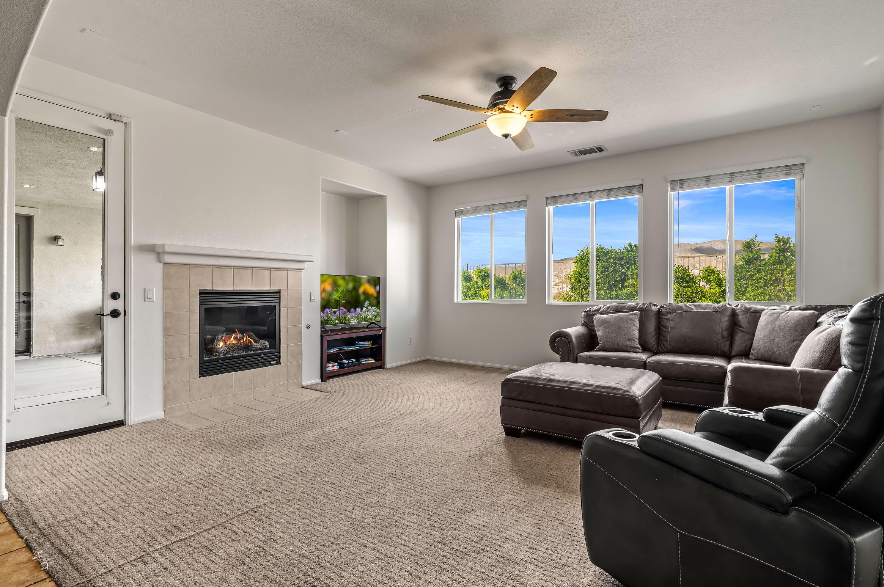 82832 Mount Riley Dr, Indio CA  92203-3893 exterior