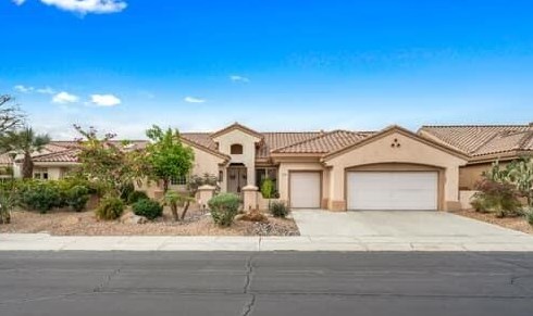 78185 Bonanza Dr, Palm Desert, CA 92211-1207