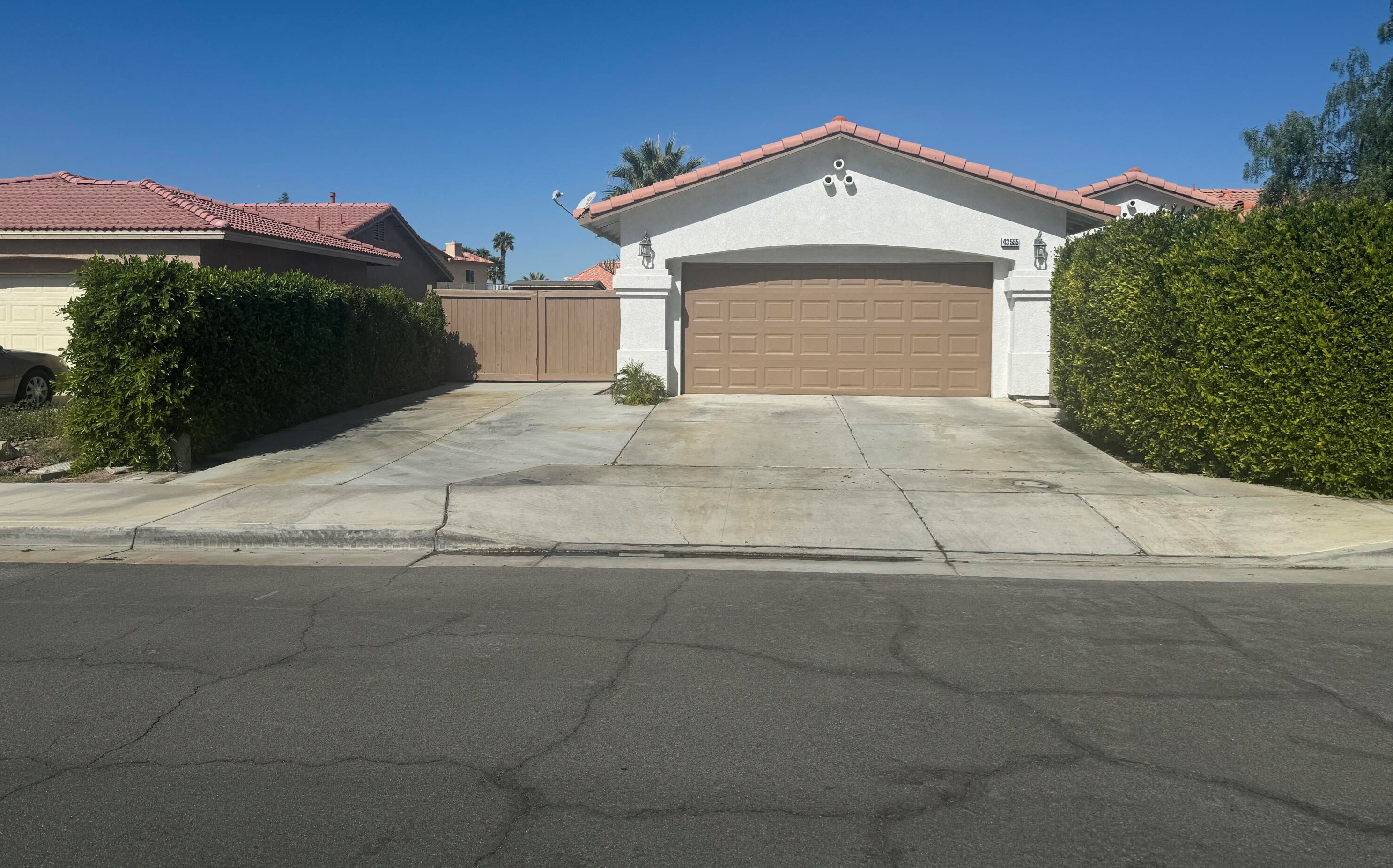 43555 Brahea Ct, Indio, CA 92201-1936