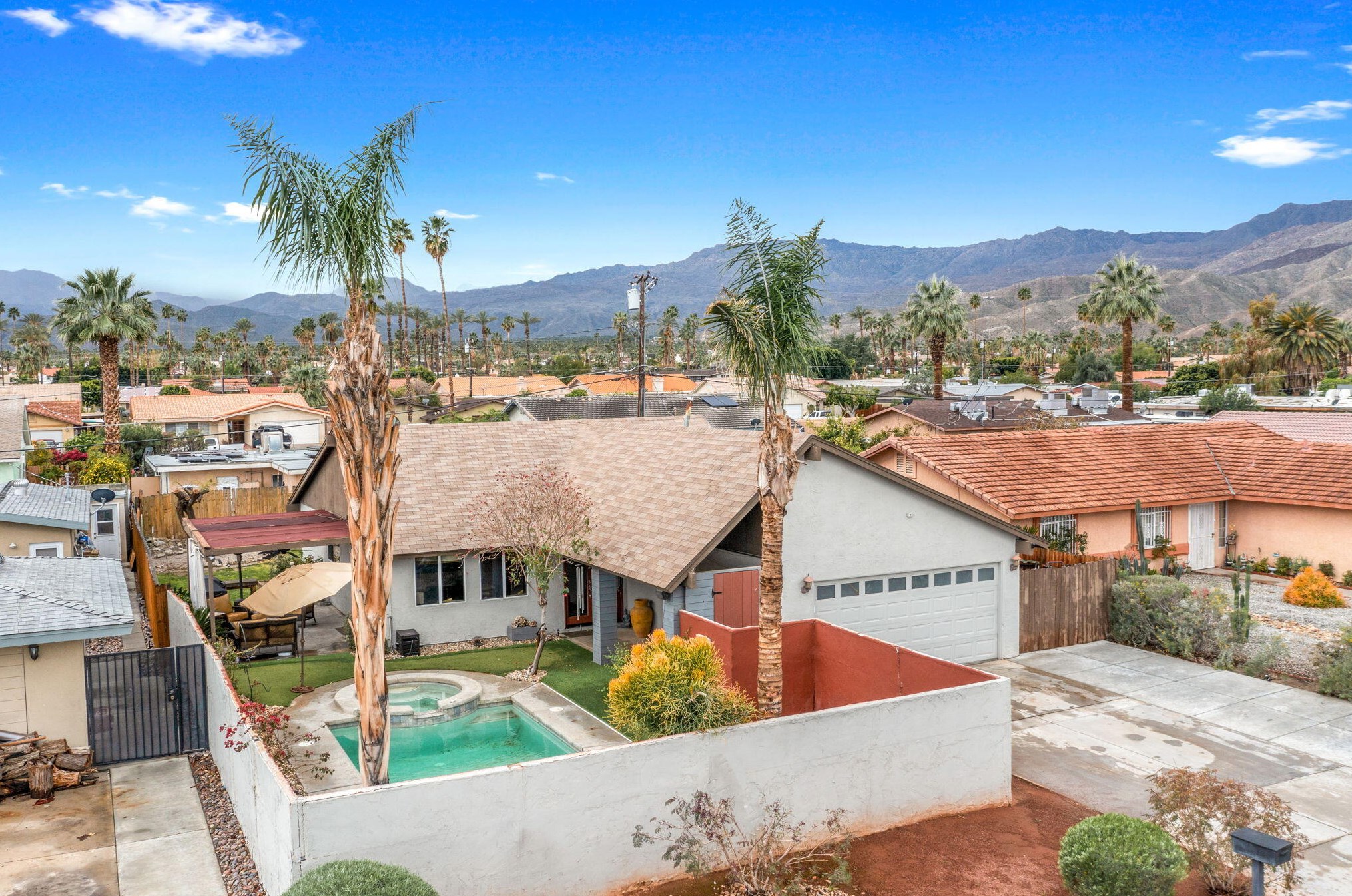 73425 San Nicholas Ave, Palm Desert, CA 92260-2853