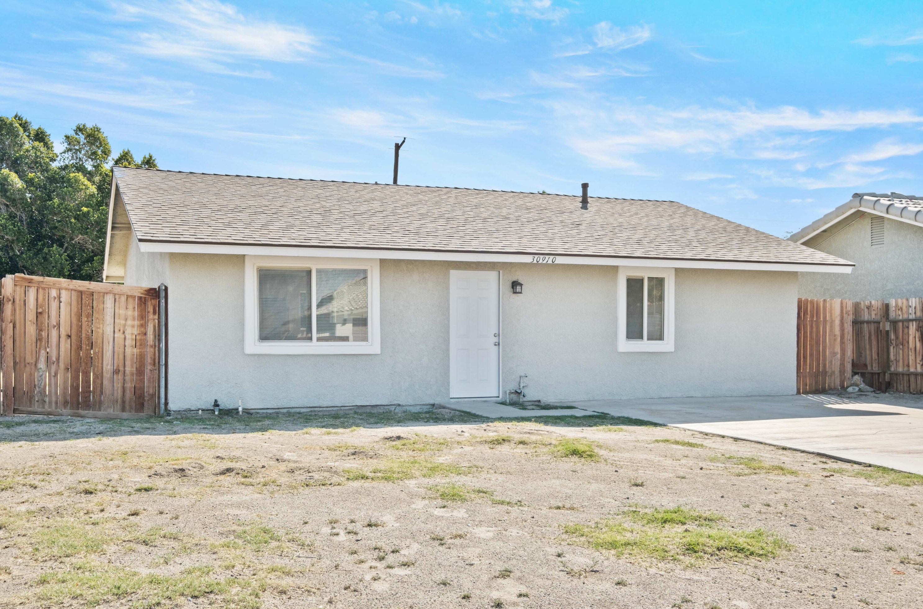 30910 Roseview Ln, Thousand Palms, CA 92276-2915