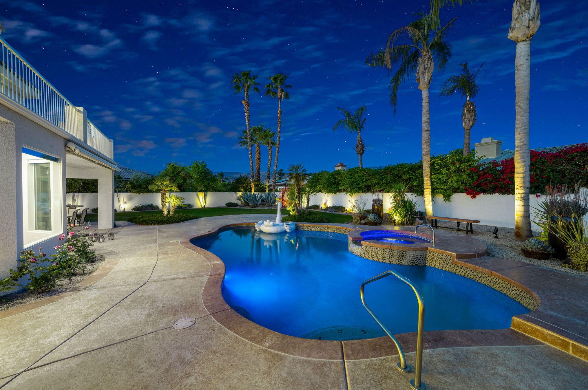 17 Scarborough Way, Rancho Mirage, CA 92270