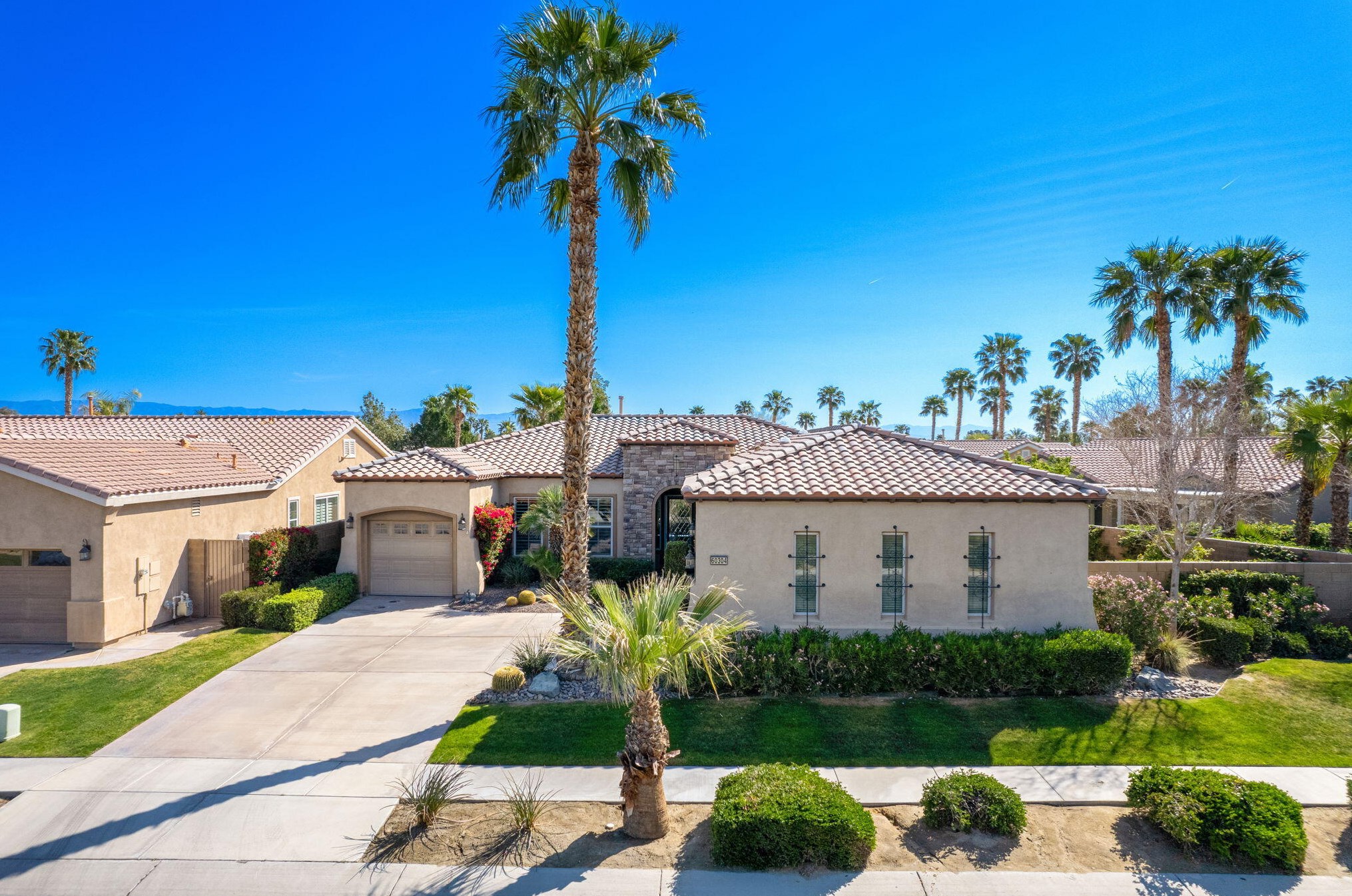 60304 Poinsettia Pl, La Quinta, CA 92253