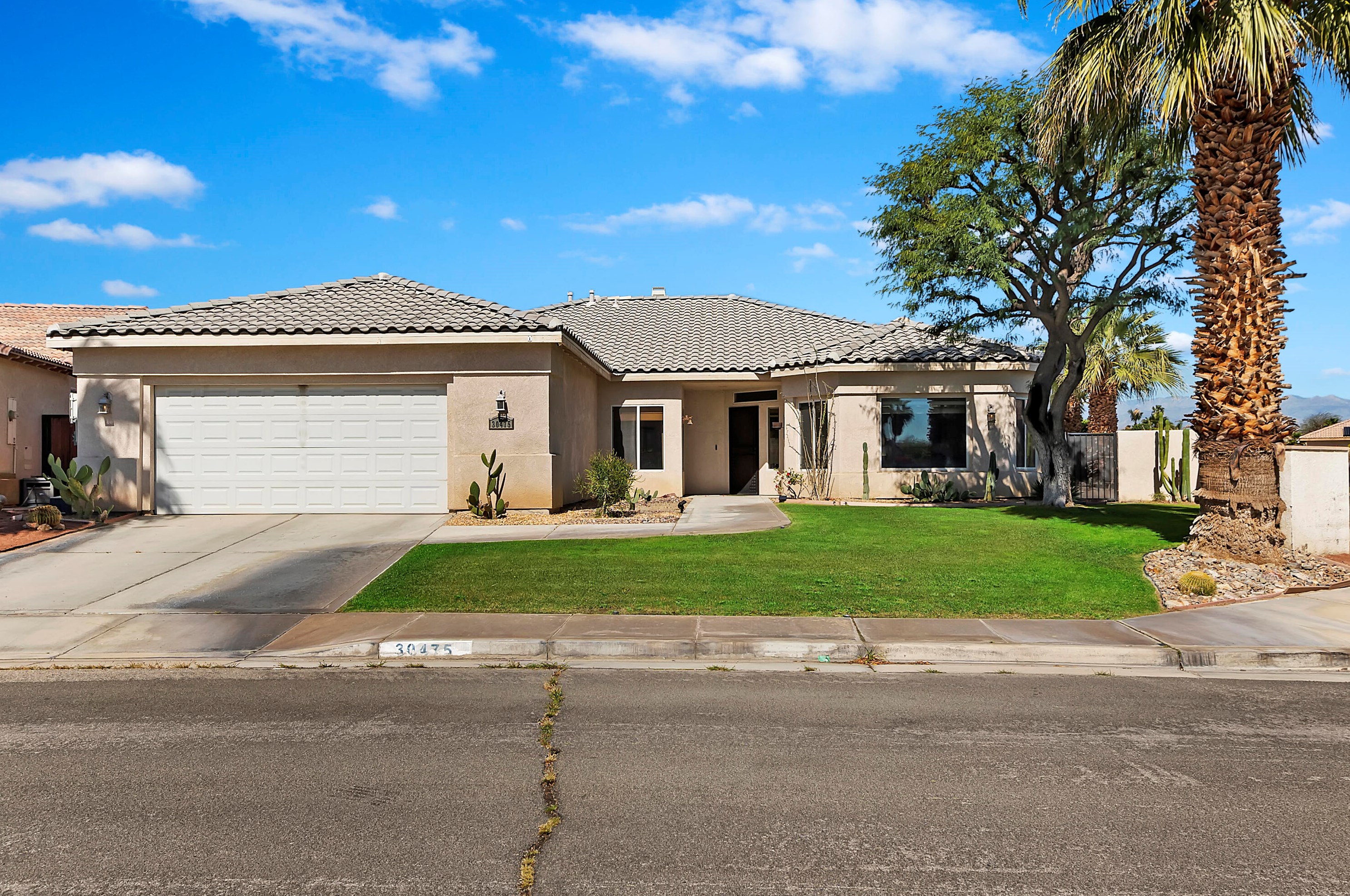 30475 Seminole Ct, Cathedral City, CA 92234-6105