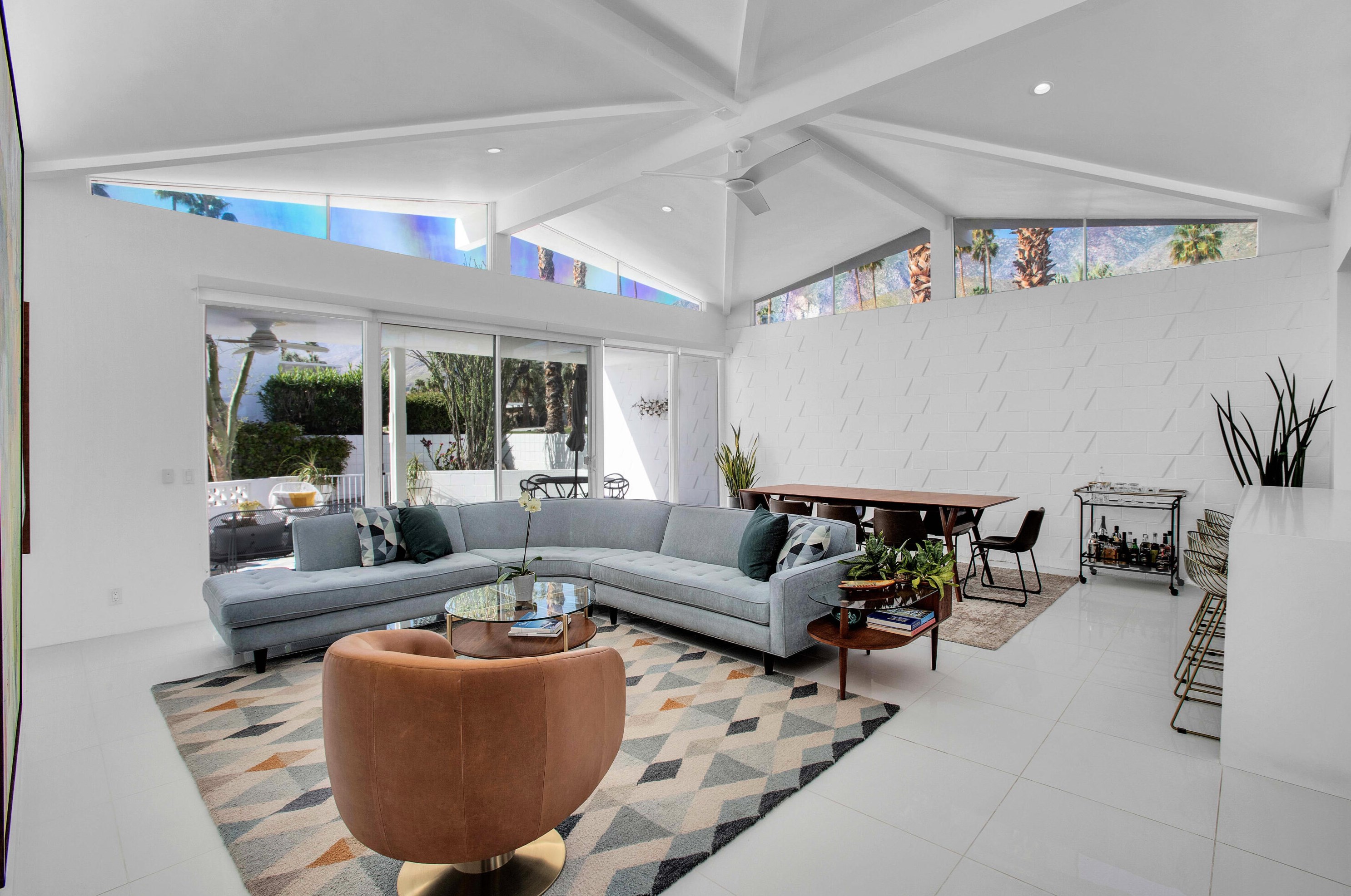 411 San Jose Rd, Palm Springs, CA 92264-0407