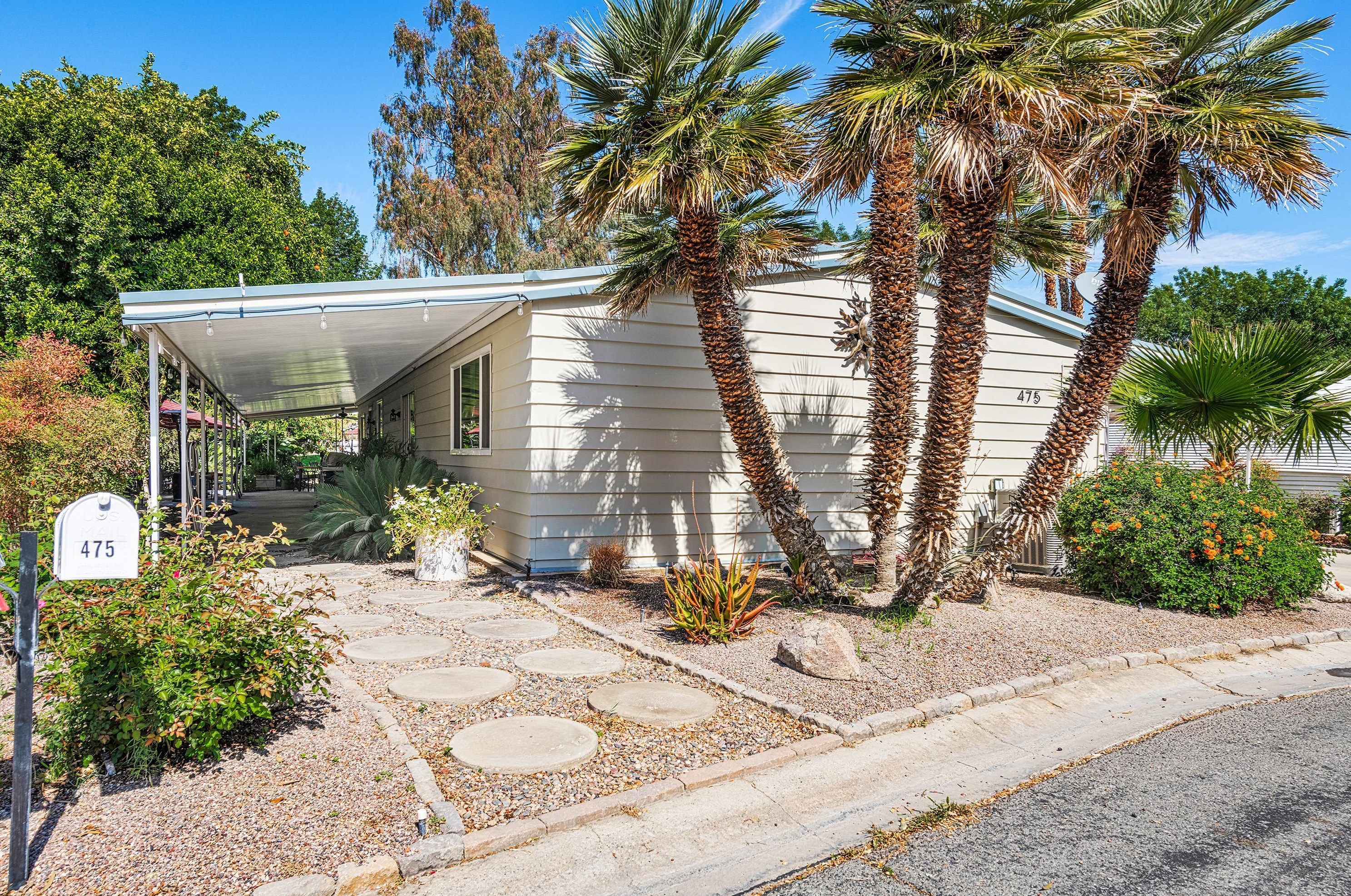 475 Calle Madrigal, Cathedral City CA  92234-1613 exterior