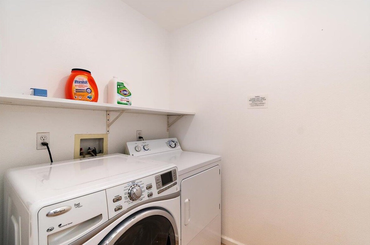 9056 Calle Barranca, Desert Hot Springs CA  92240-1639 exterior