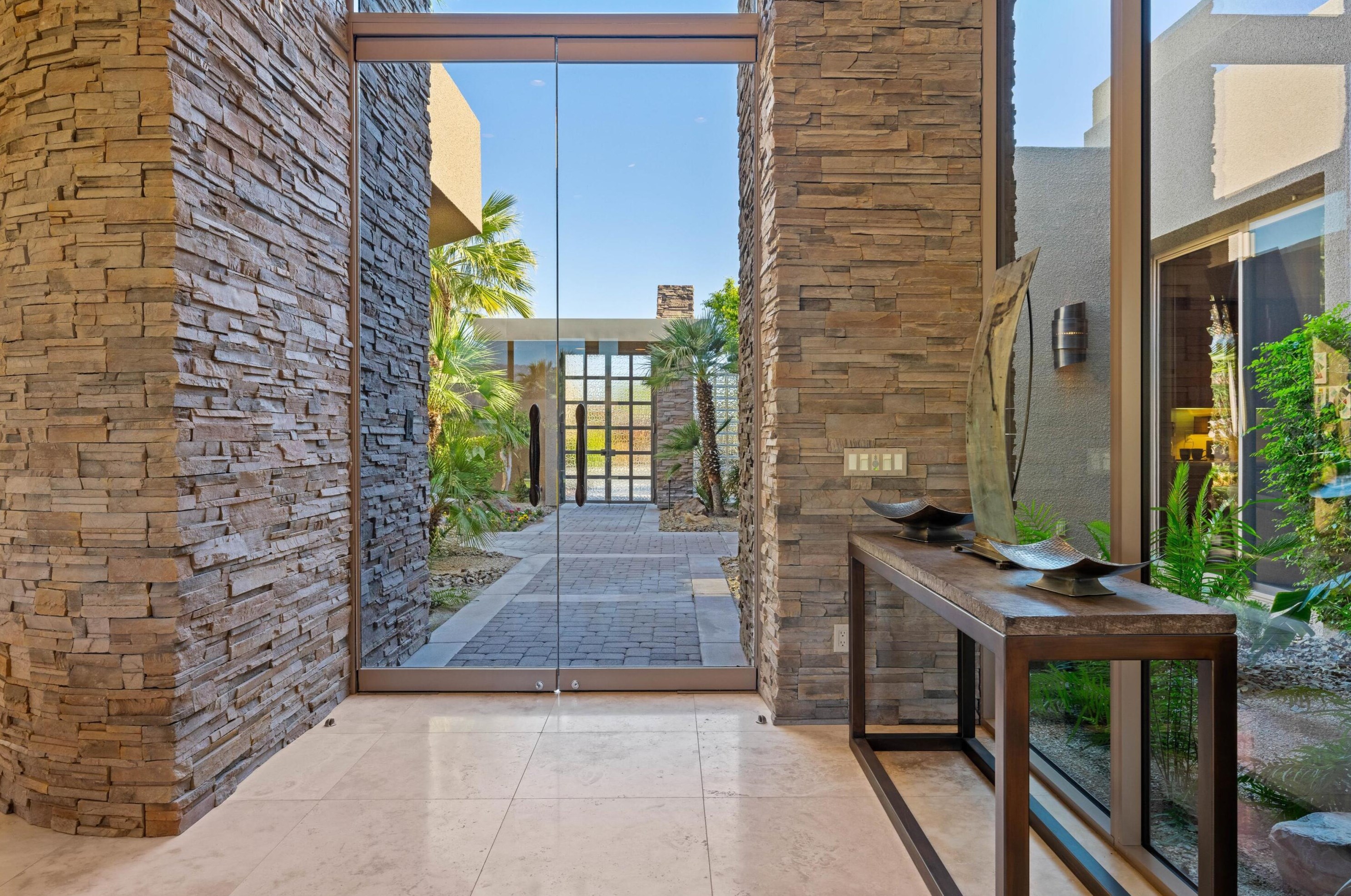 12 Spyglass Cir, Rancho Mirage, CA 92270
