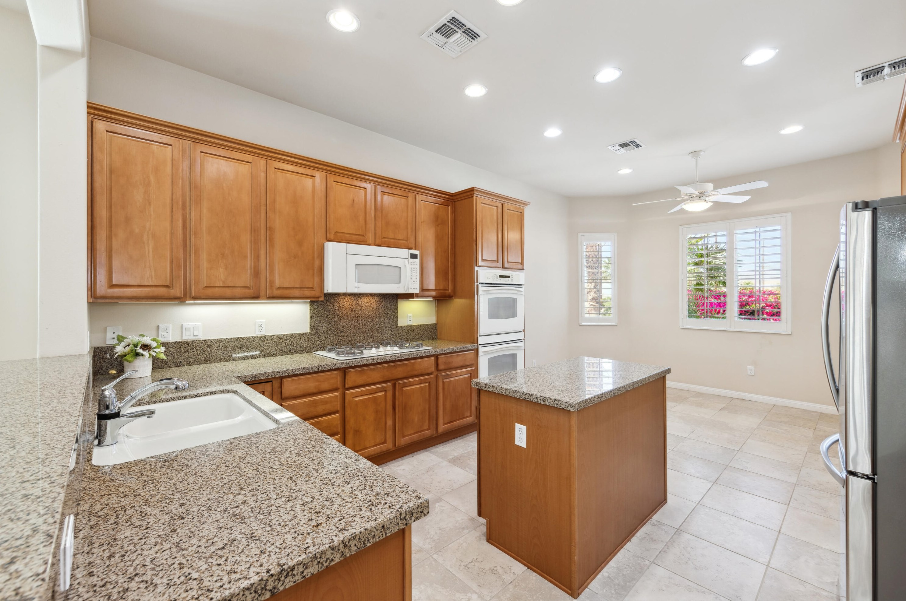 80507 Avenida Santa Carmen, Indio CA  92203-7450 exterior