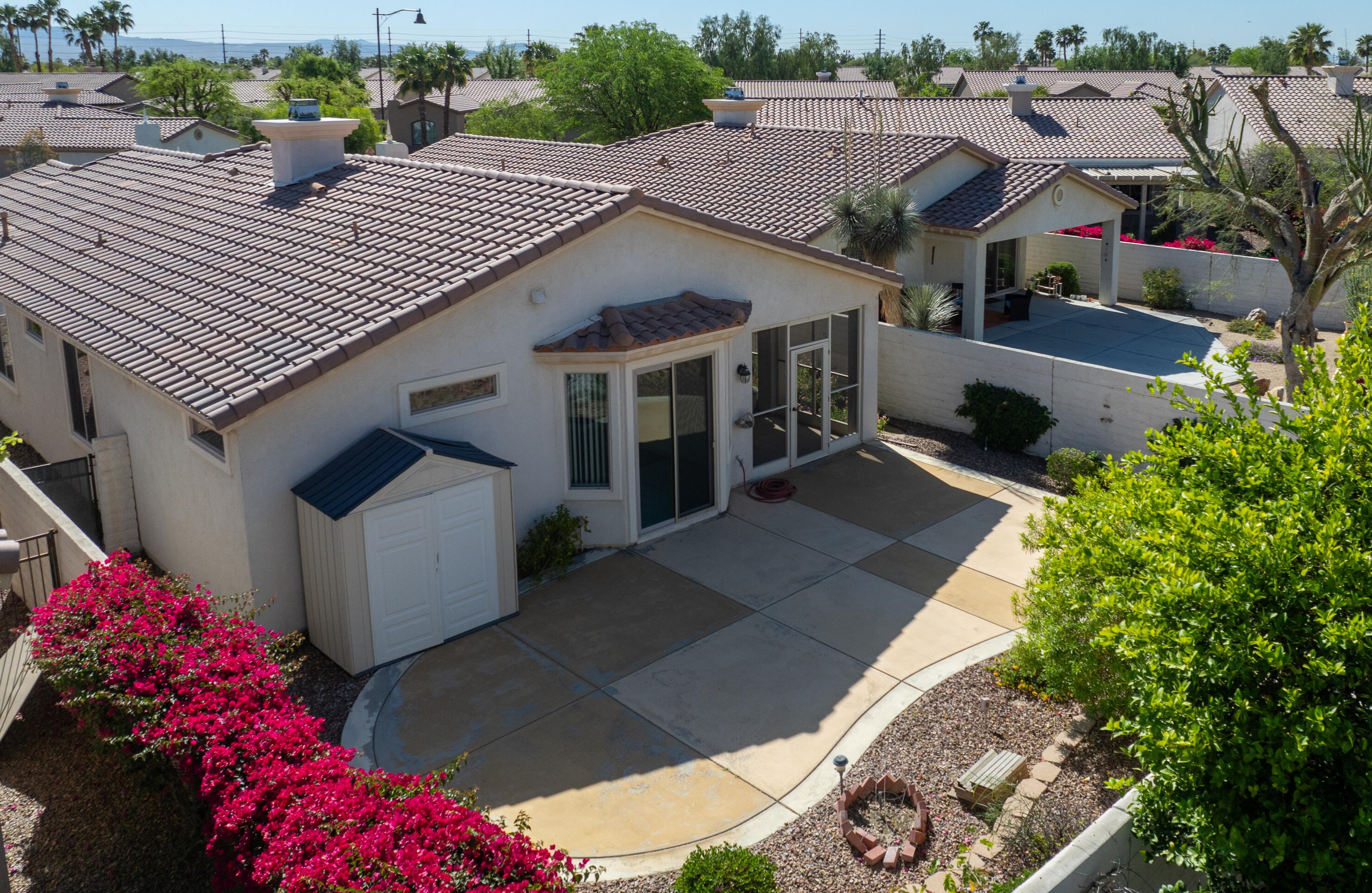 40201 Calle Santa Claudia, Indio CA  92203-7429 exterior