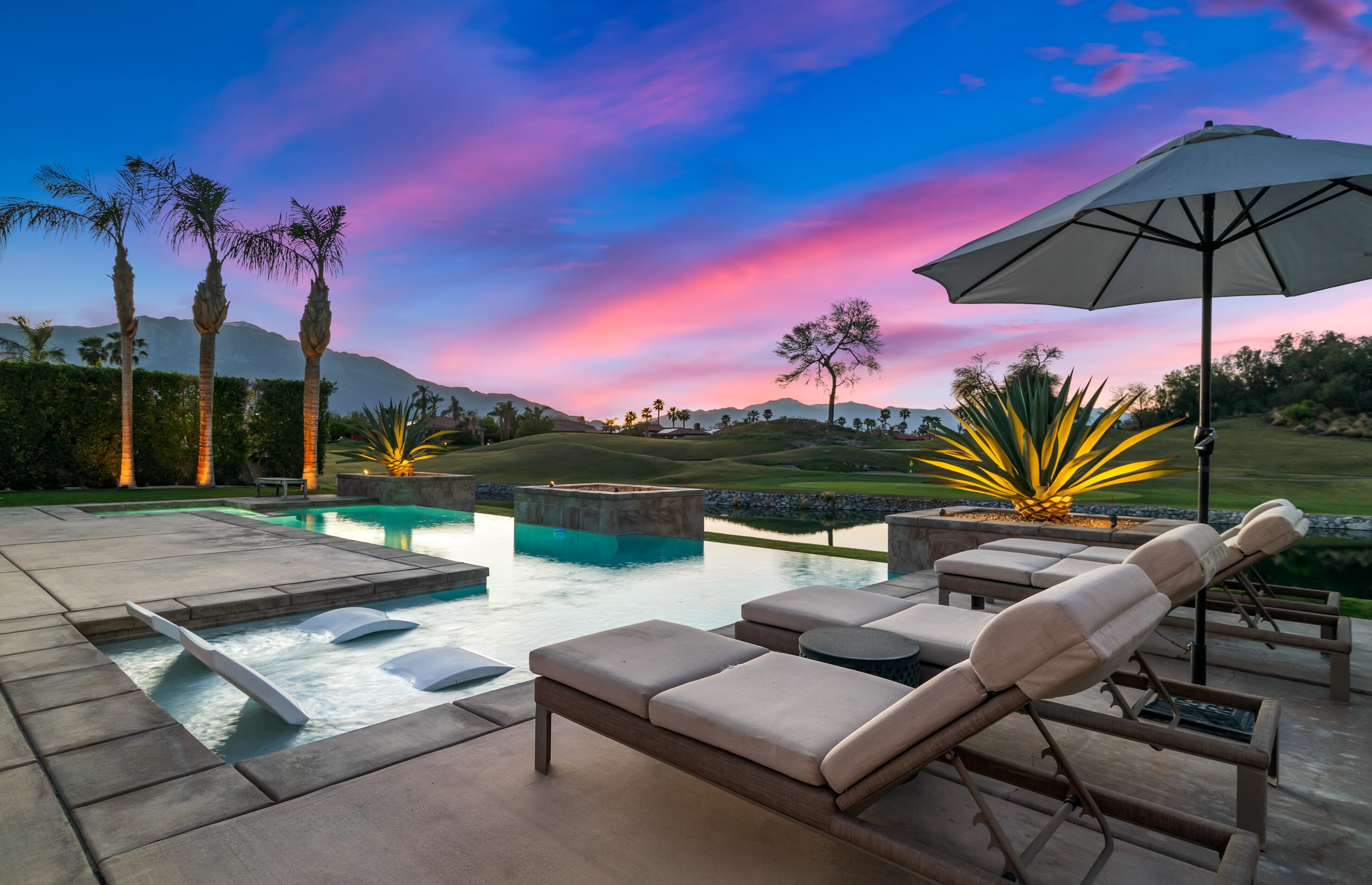 362 Loch Lomond Rd, Rancho Mirage, CA 92270-5606