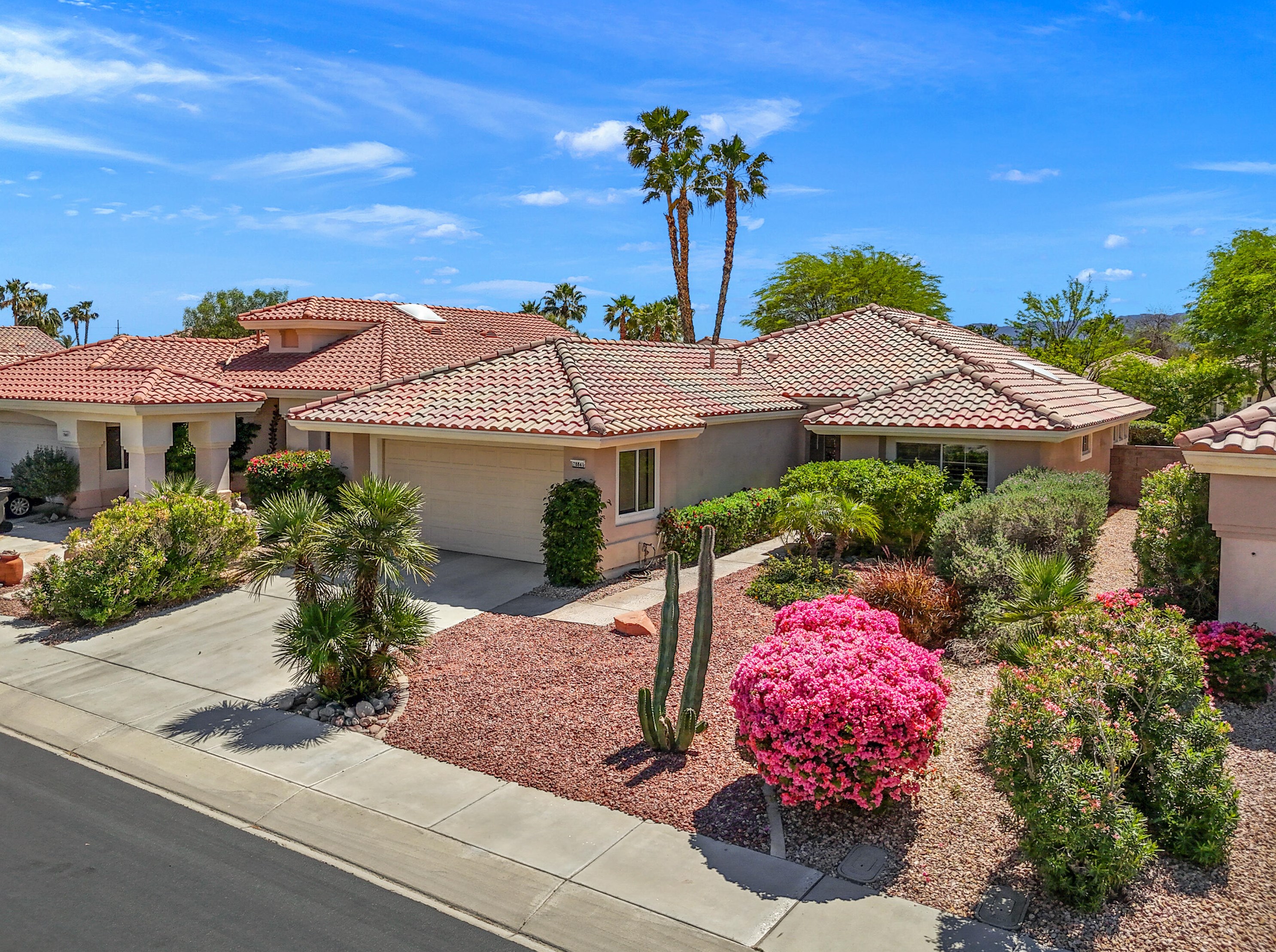 78841 Edgebrook Ln, Palm Desert, CA 92211-1589