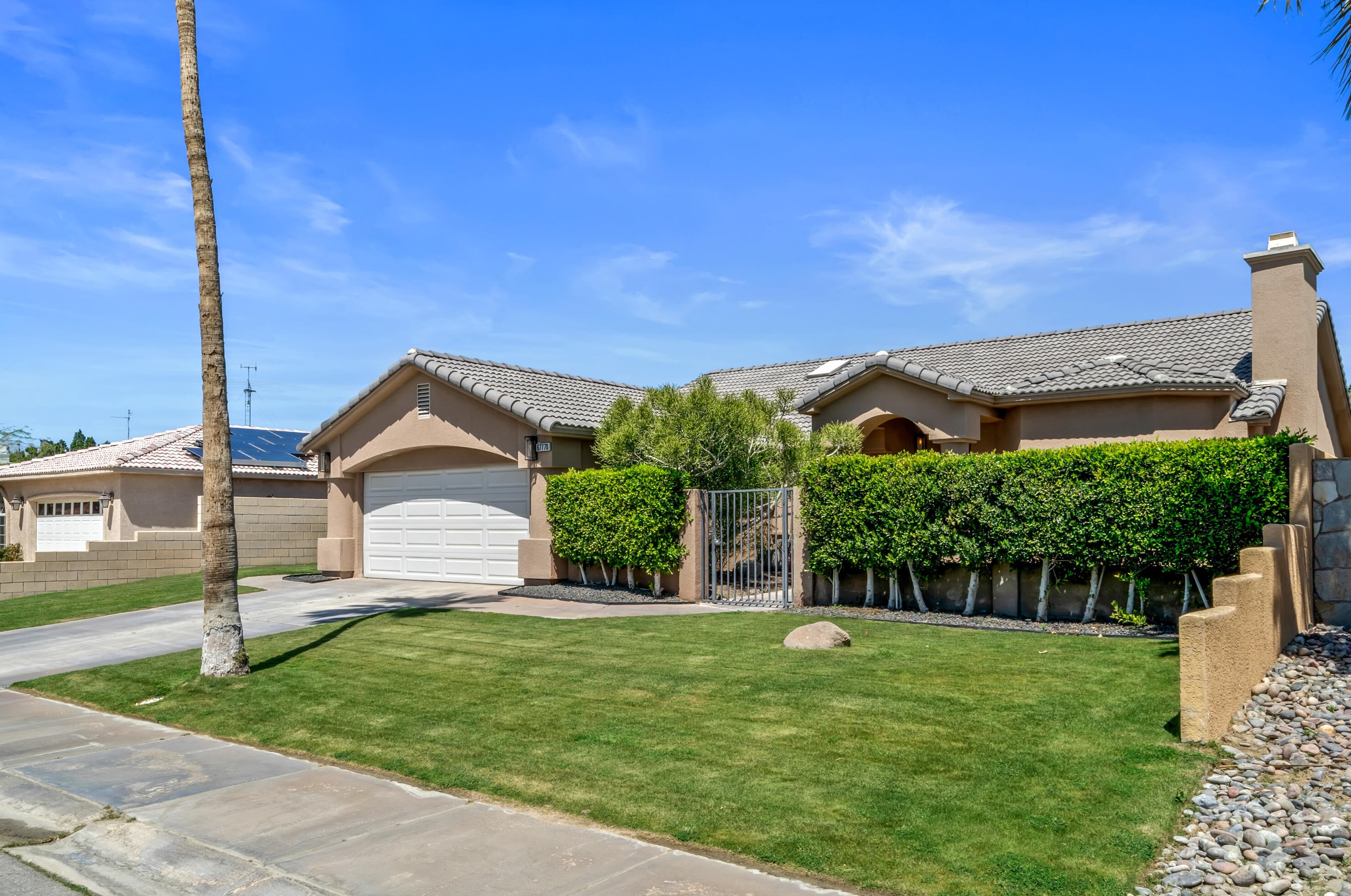67770 Ontina Rd, Cathedral City, CA 92234-5576
