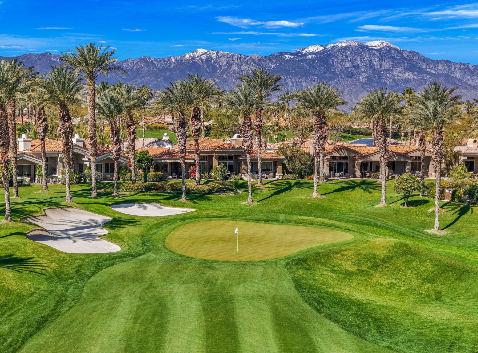404 Desert Holly Dr, Palm Desert, CA 92211-7418
