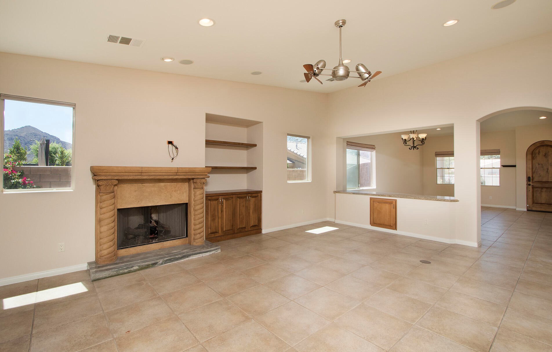 49554 Date Palm Dr, La Quinta CA  exterior