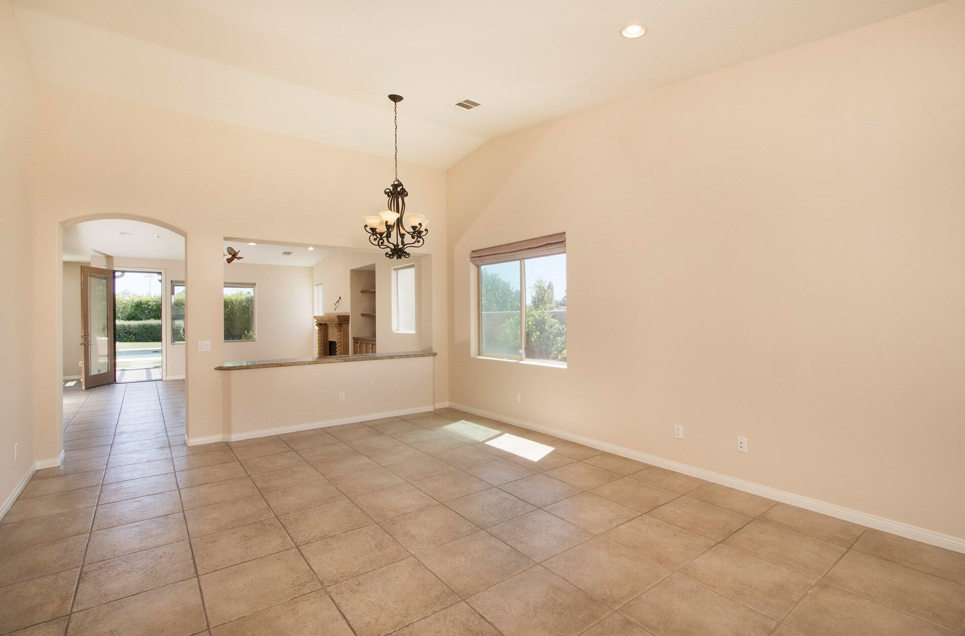 49554 Date Palm Dr, La Quinta CA  exterior