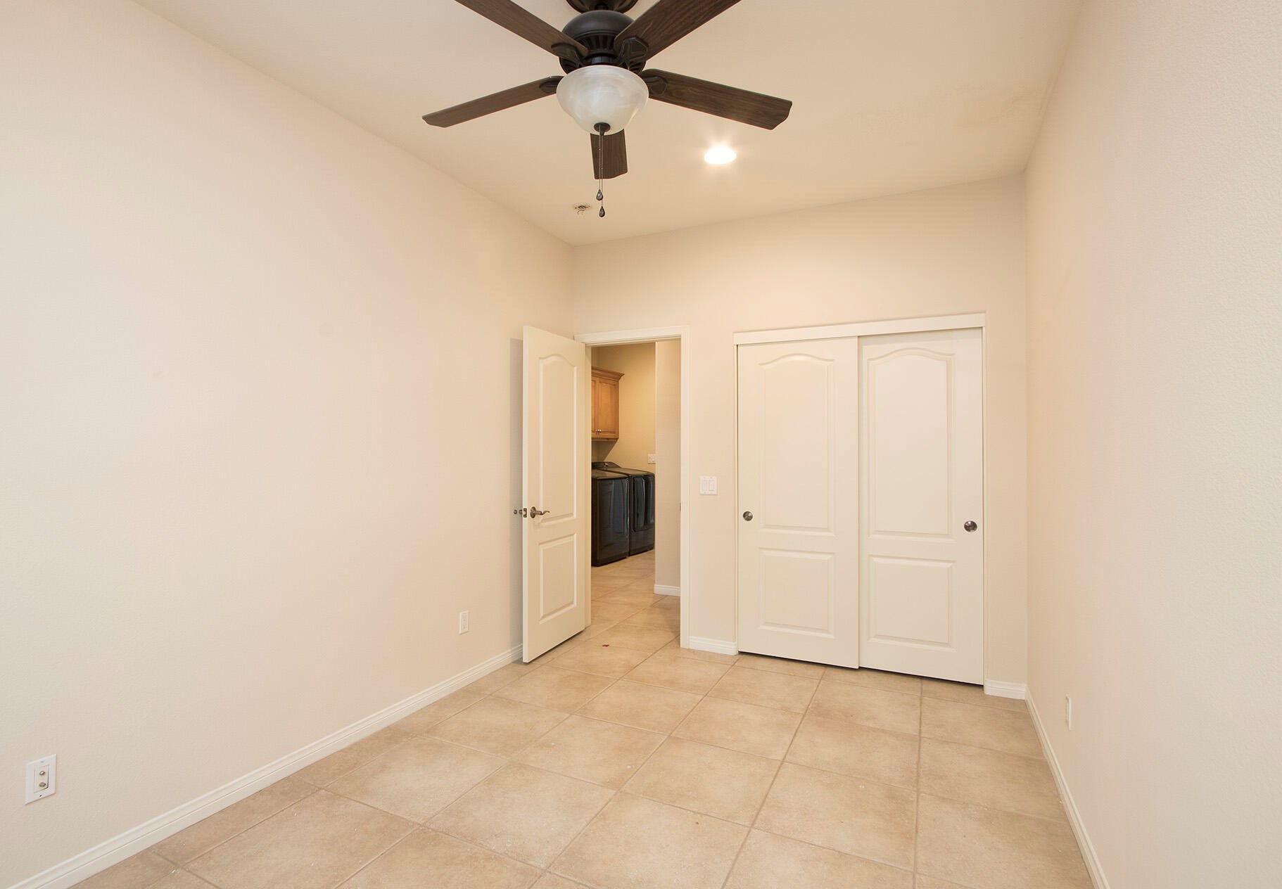 49554 Date Palm Dr, La Quinta CA  exterior