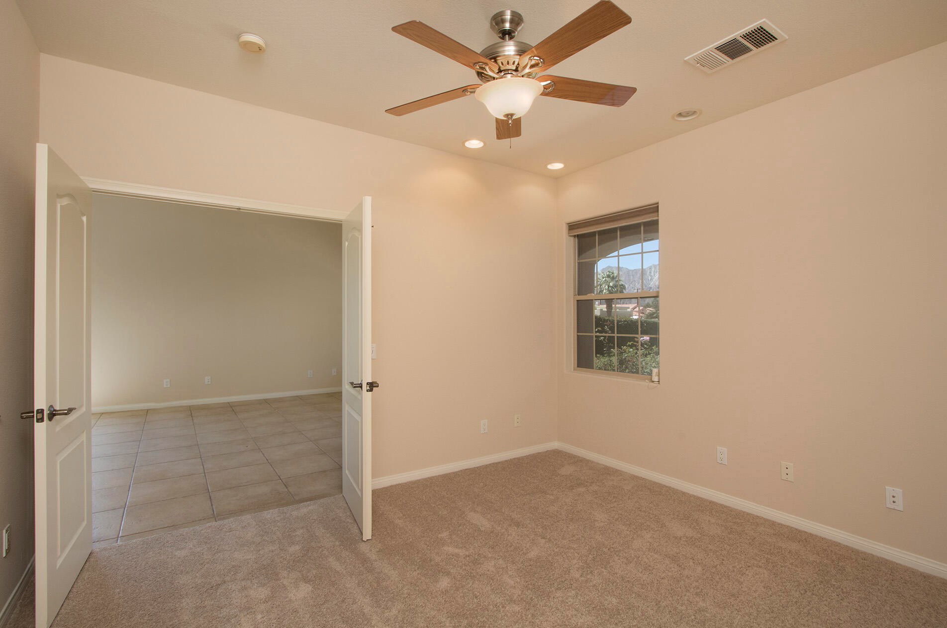 49554 Date Palm Dr, La Quinta CA  exterior