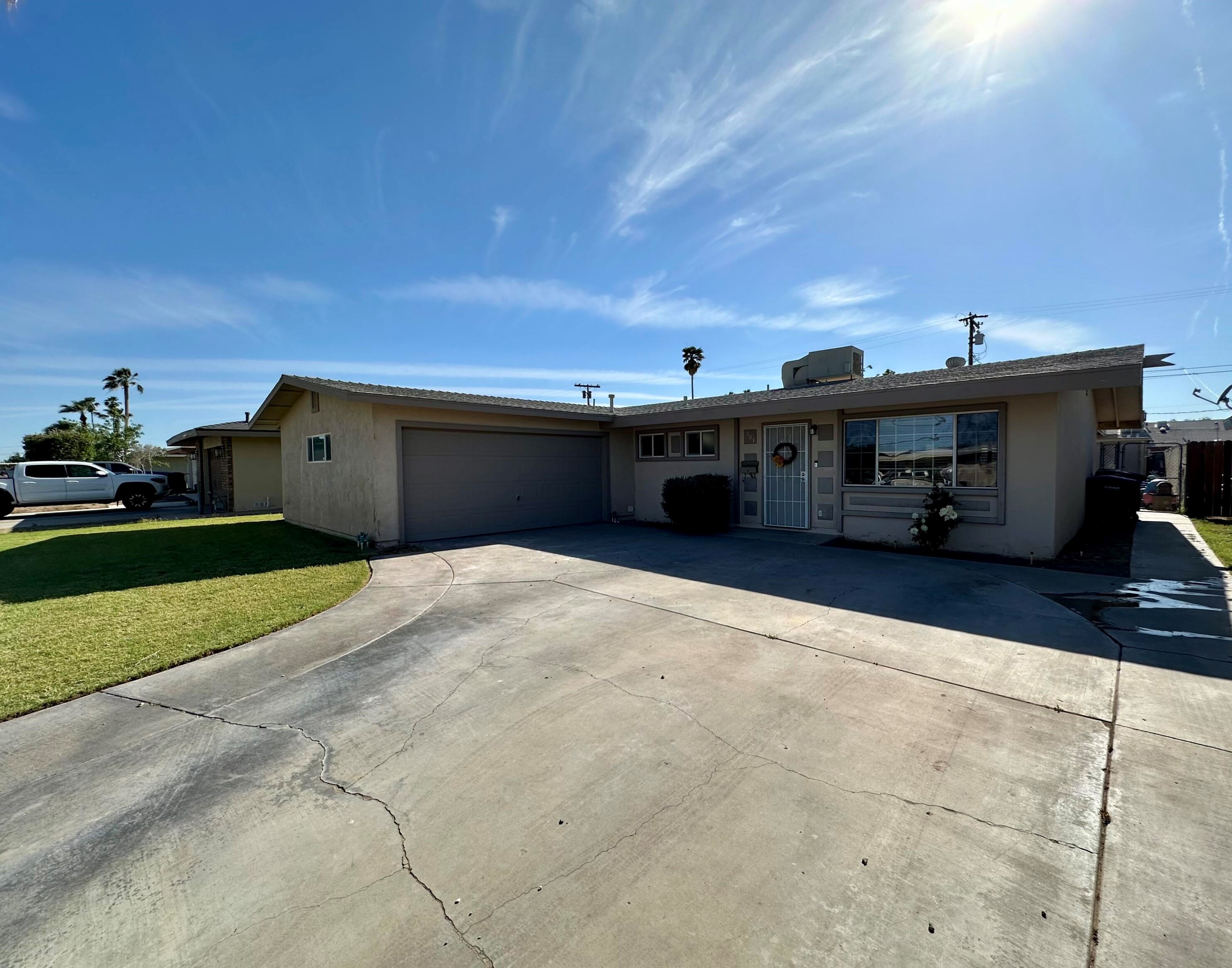 381 N 9th St, Blythe, CA 92225