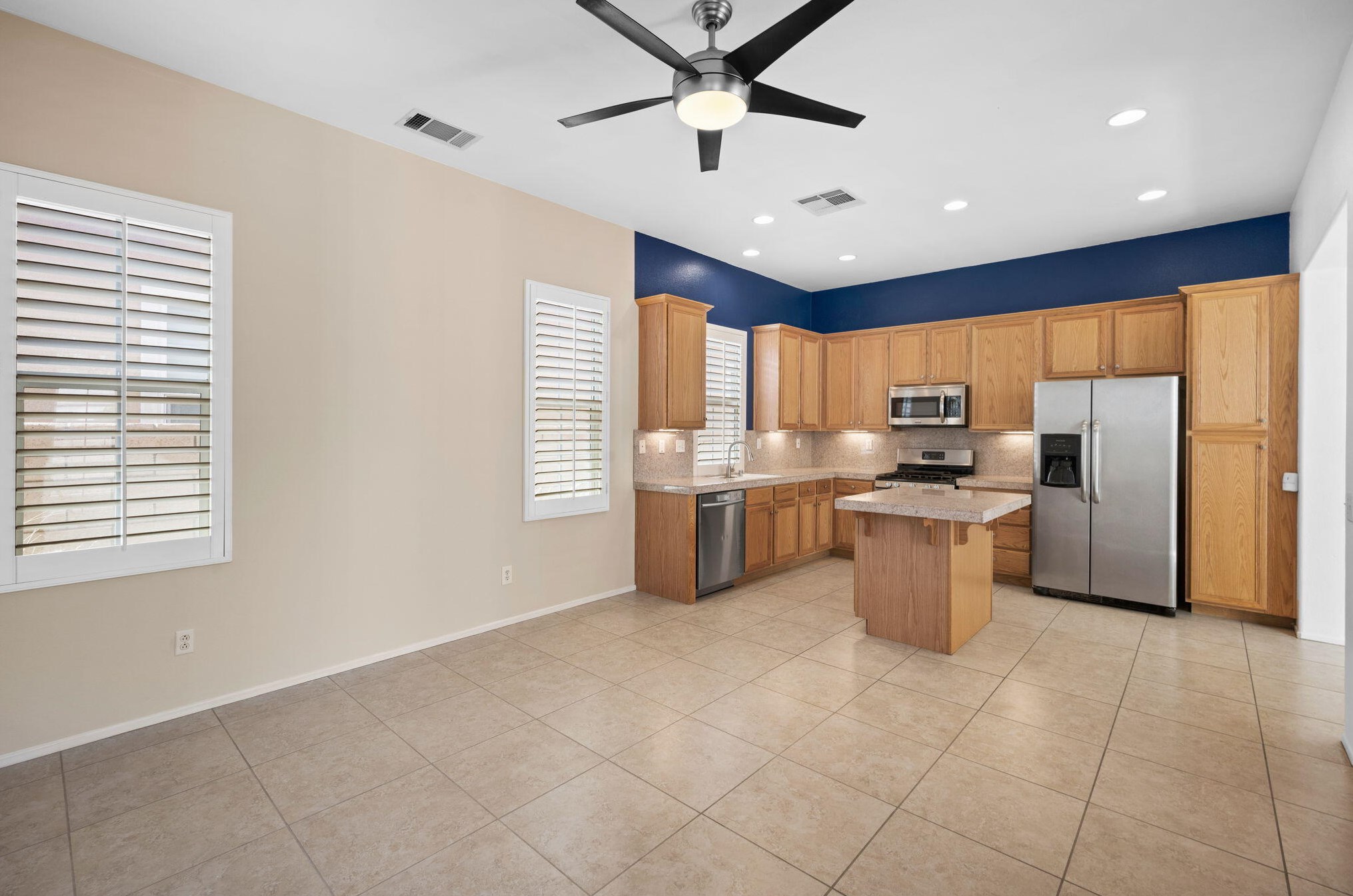 26200 Rio Oso Rd, Cathedral City, CA 92234-8625