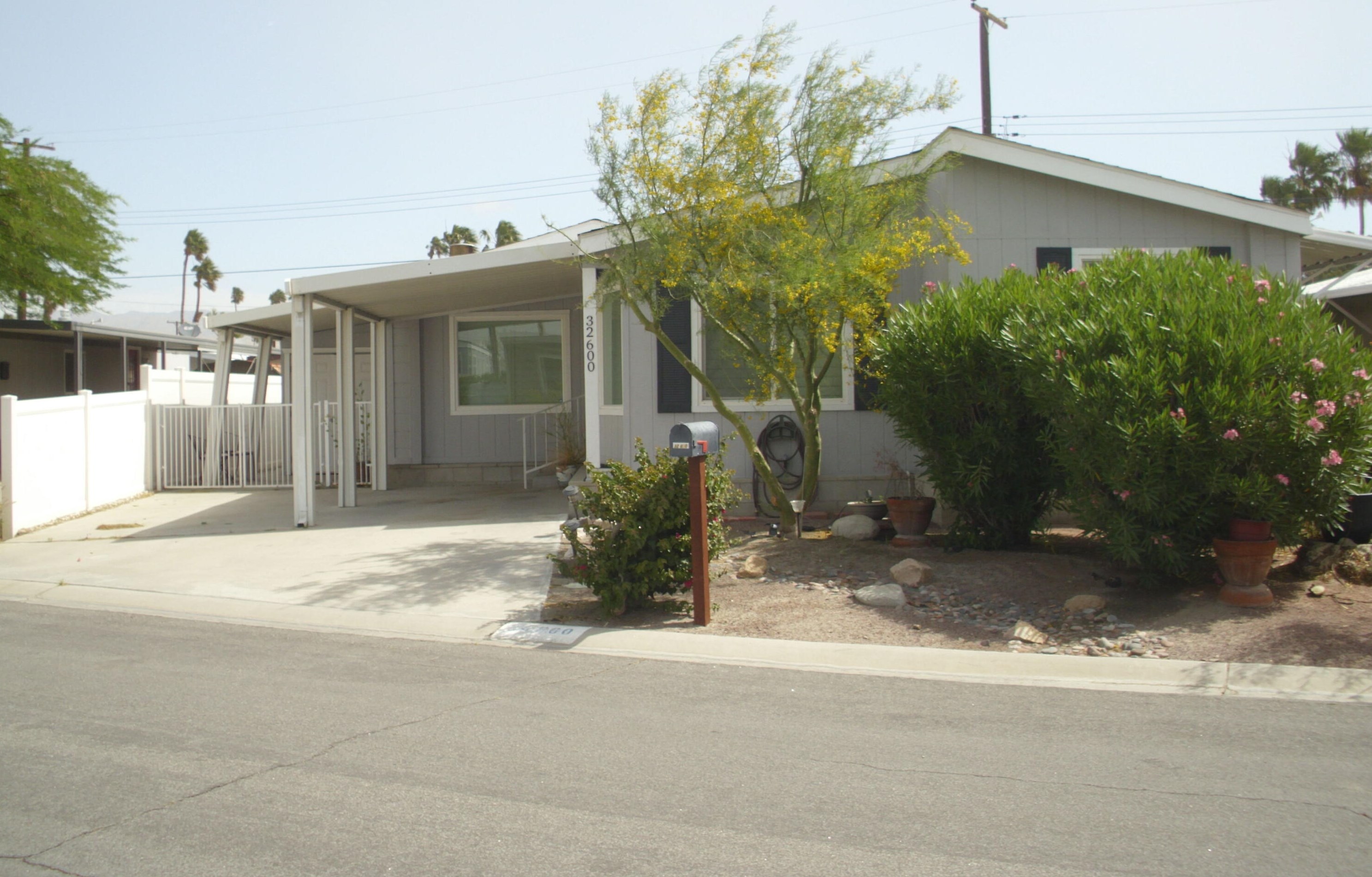 32600 Flagstaff Ave, Thousand Palms, CA 92276-3665