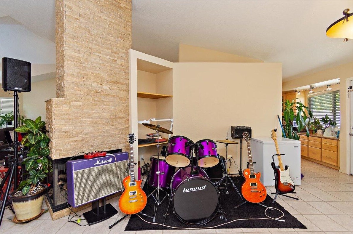 30648 Bloomsbury Ln, Cathedral City CA  92234-2581 exterior