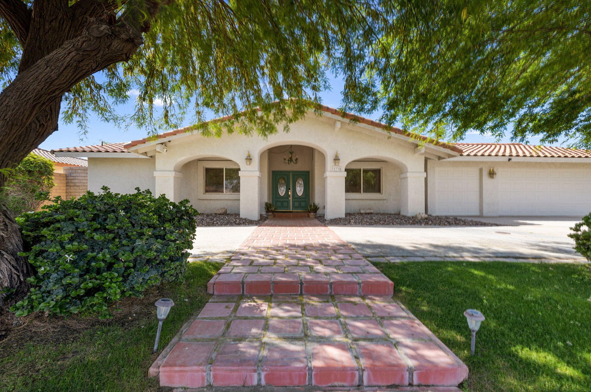 78735 Martinique Dr, Indio, CA 92203-1324