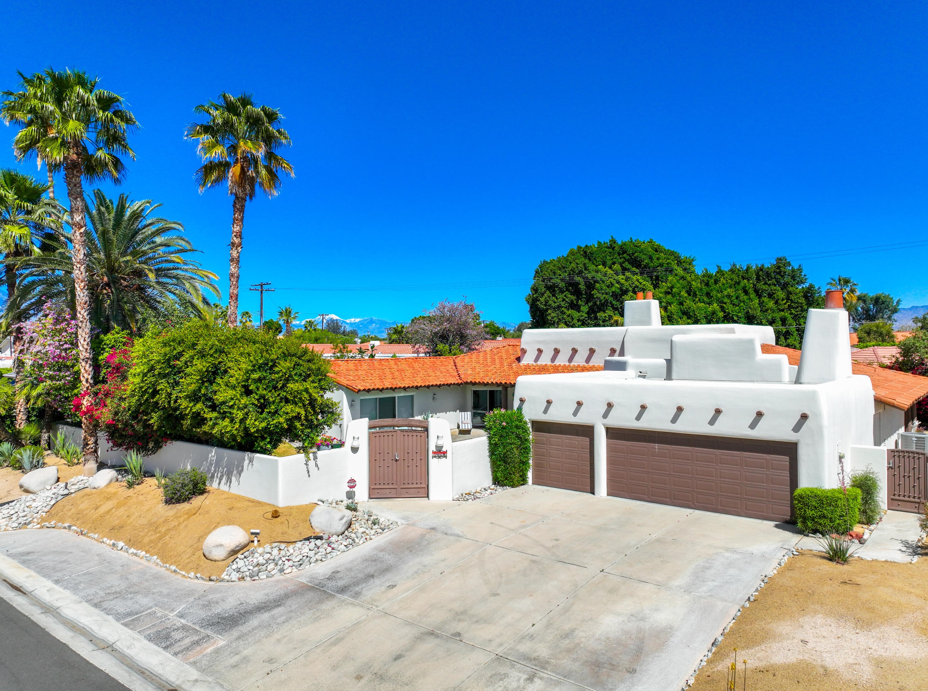 78690 Starlight Ln, Indio, CA 92203-1542