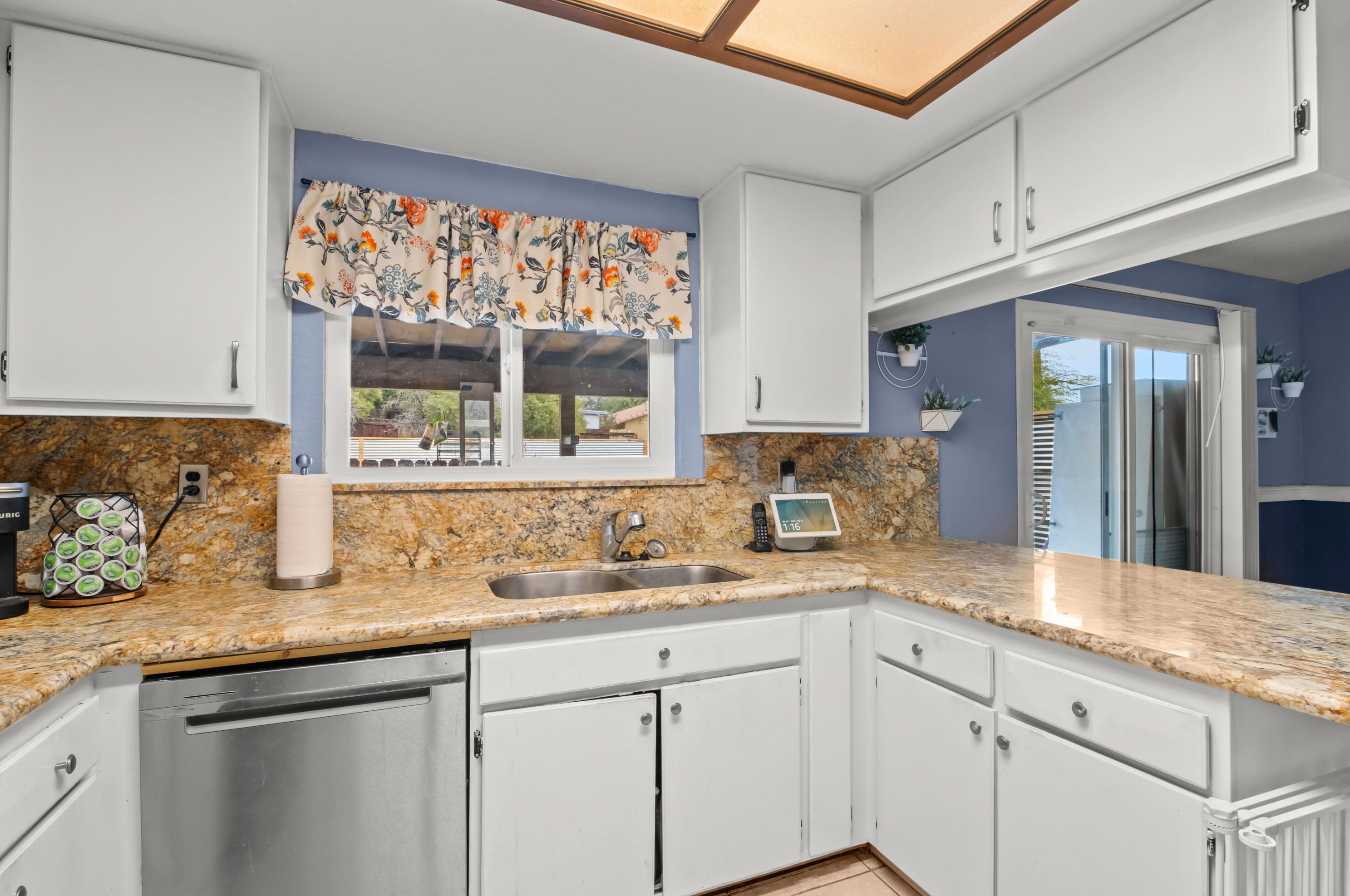 11700 Verbena Dr, Desert Hot Springs CA  92240-3328 exterior