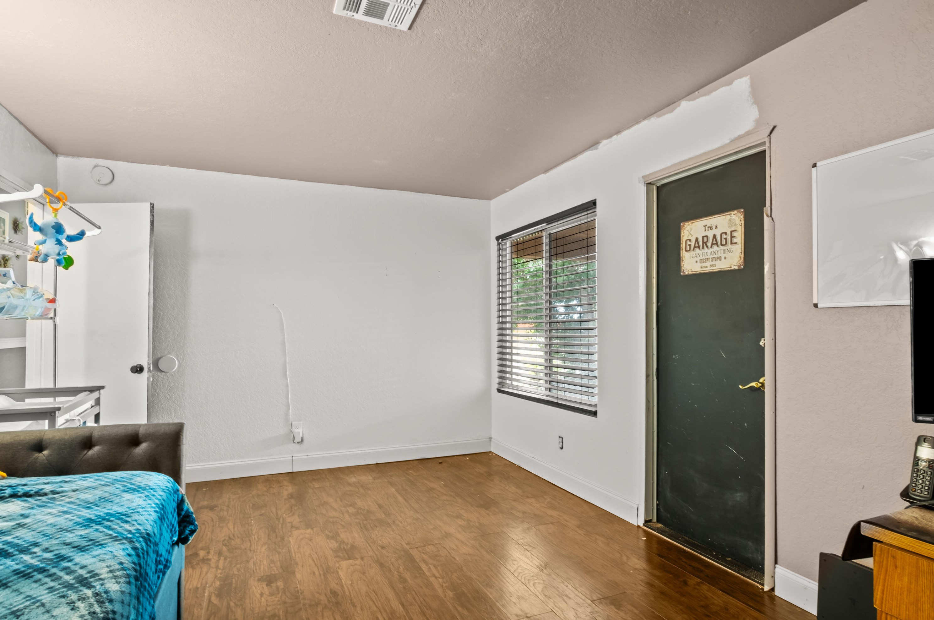 11700 Verbena Dr, Desert Hot Springs CA  92240-3328 exterior