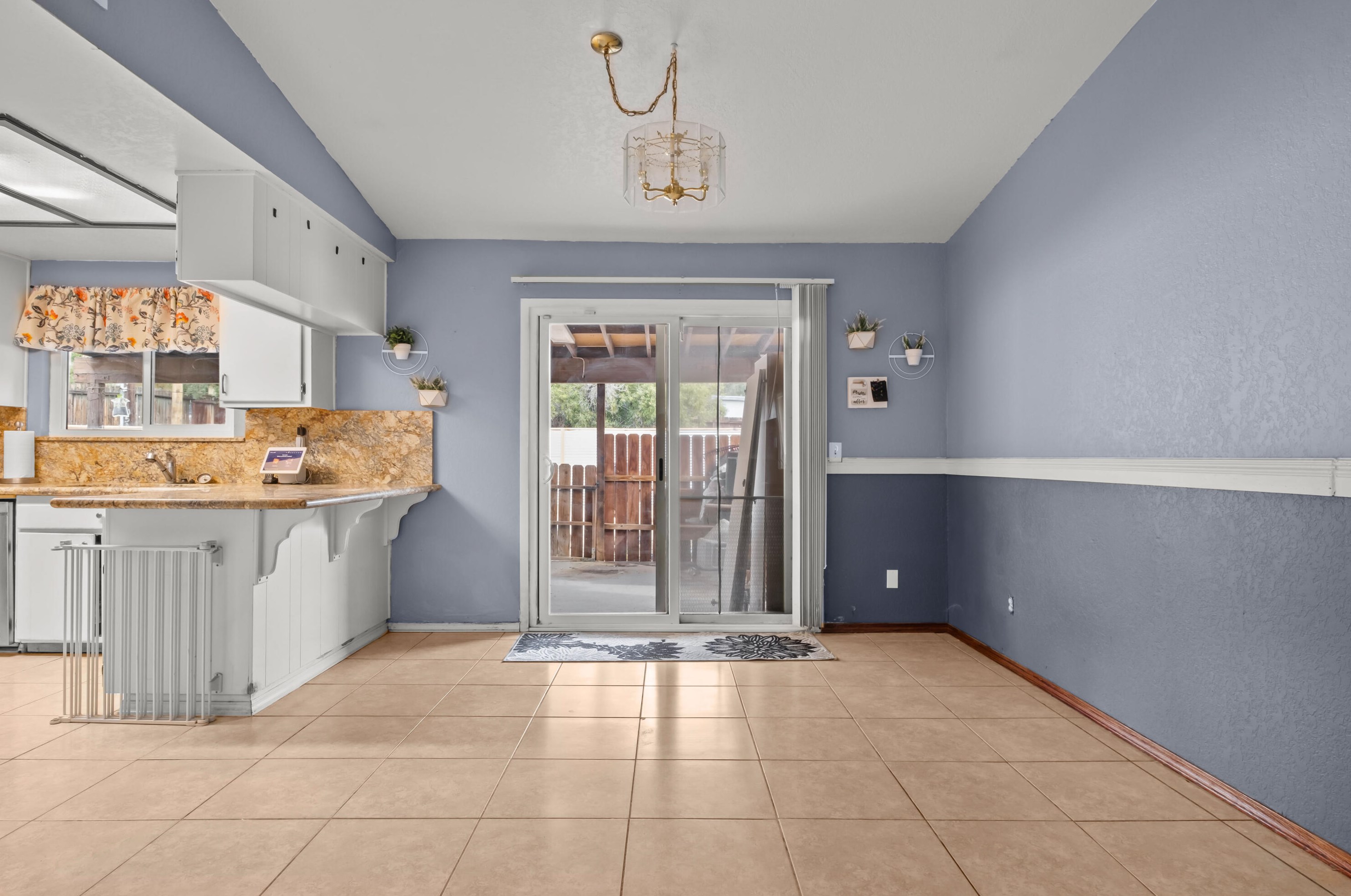 11700 Verbena Dr, Desert Hot Springs CA  92240-3328 exterior