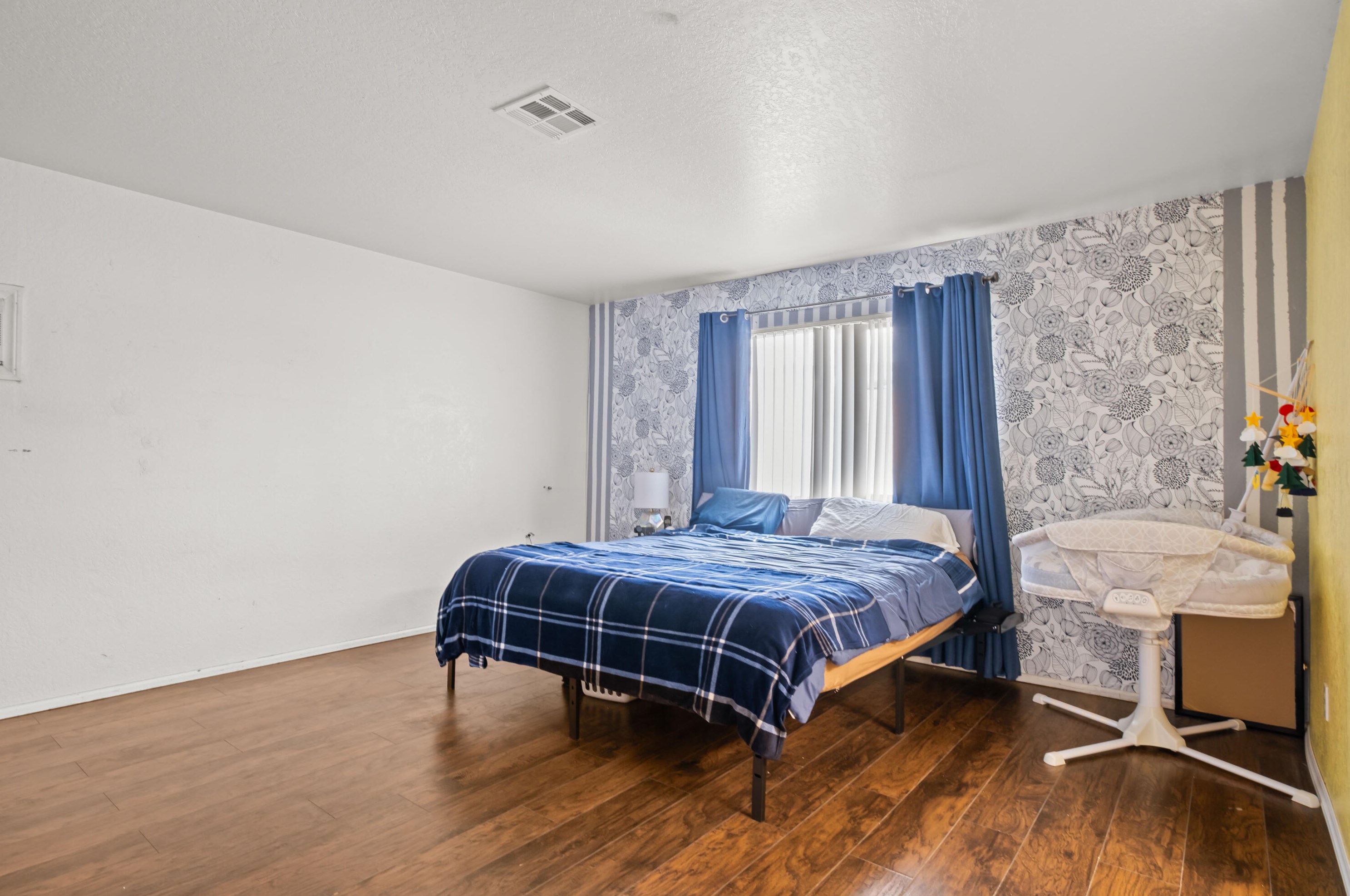 11700 Verbena Dr, Desert Hot Springs CA  92240-3328 exterior