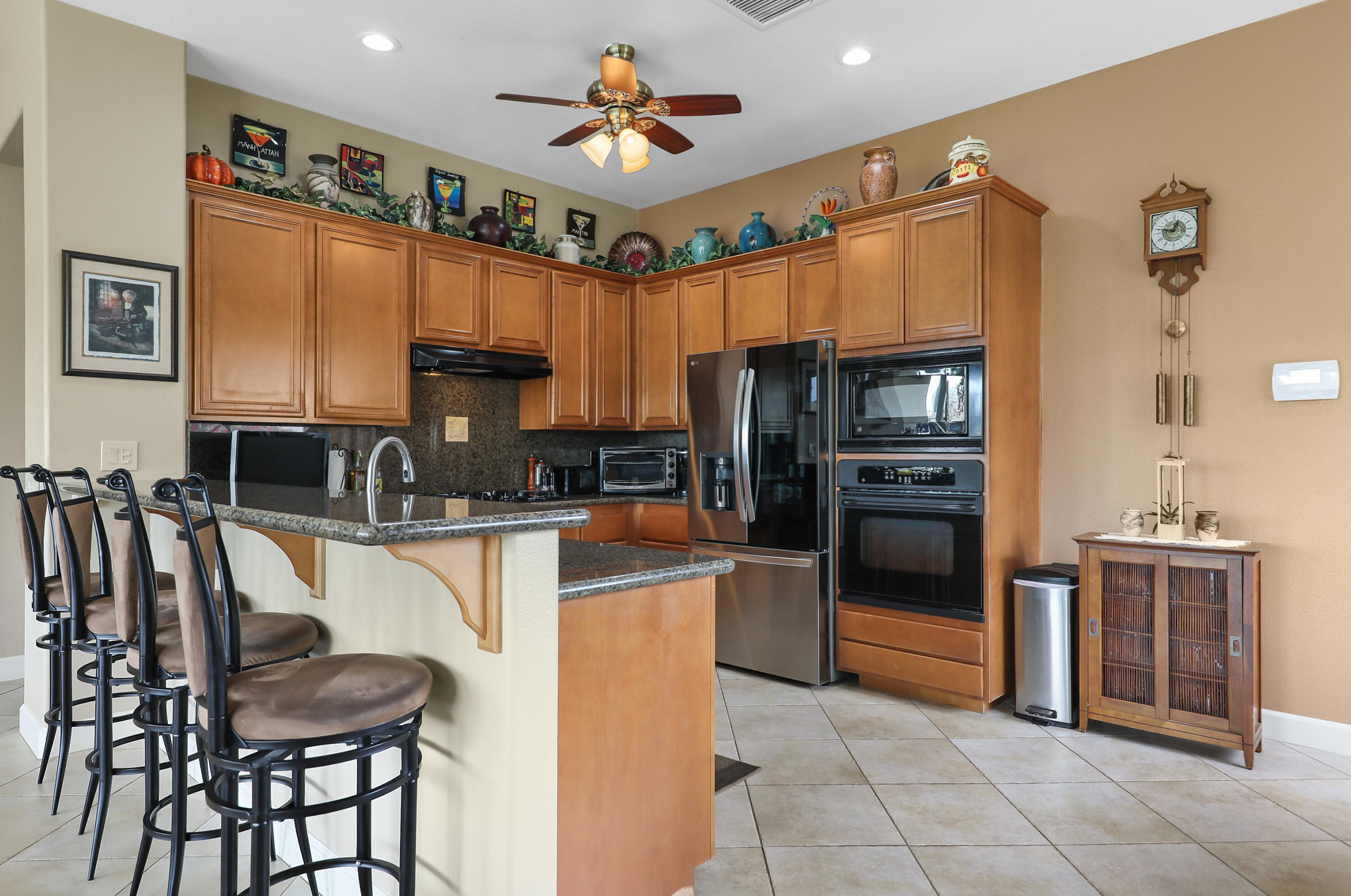 42606 Capri Dr, Indio CA 92203-8057 exterior