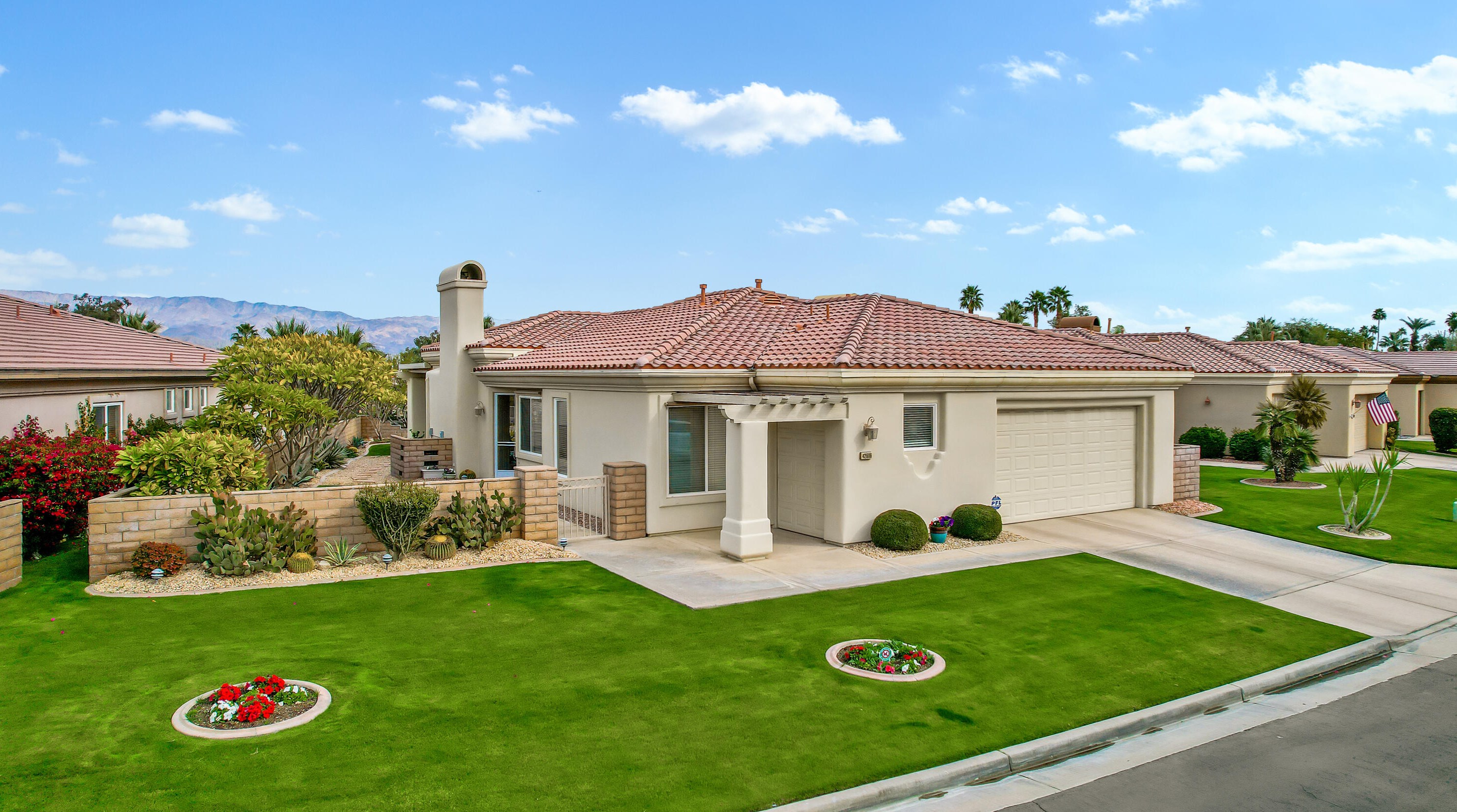 42606 Capri Dr, Indio CA 92203-8057 exterior