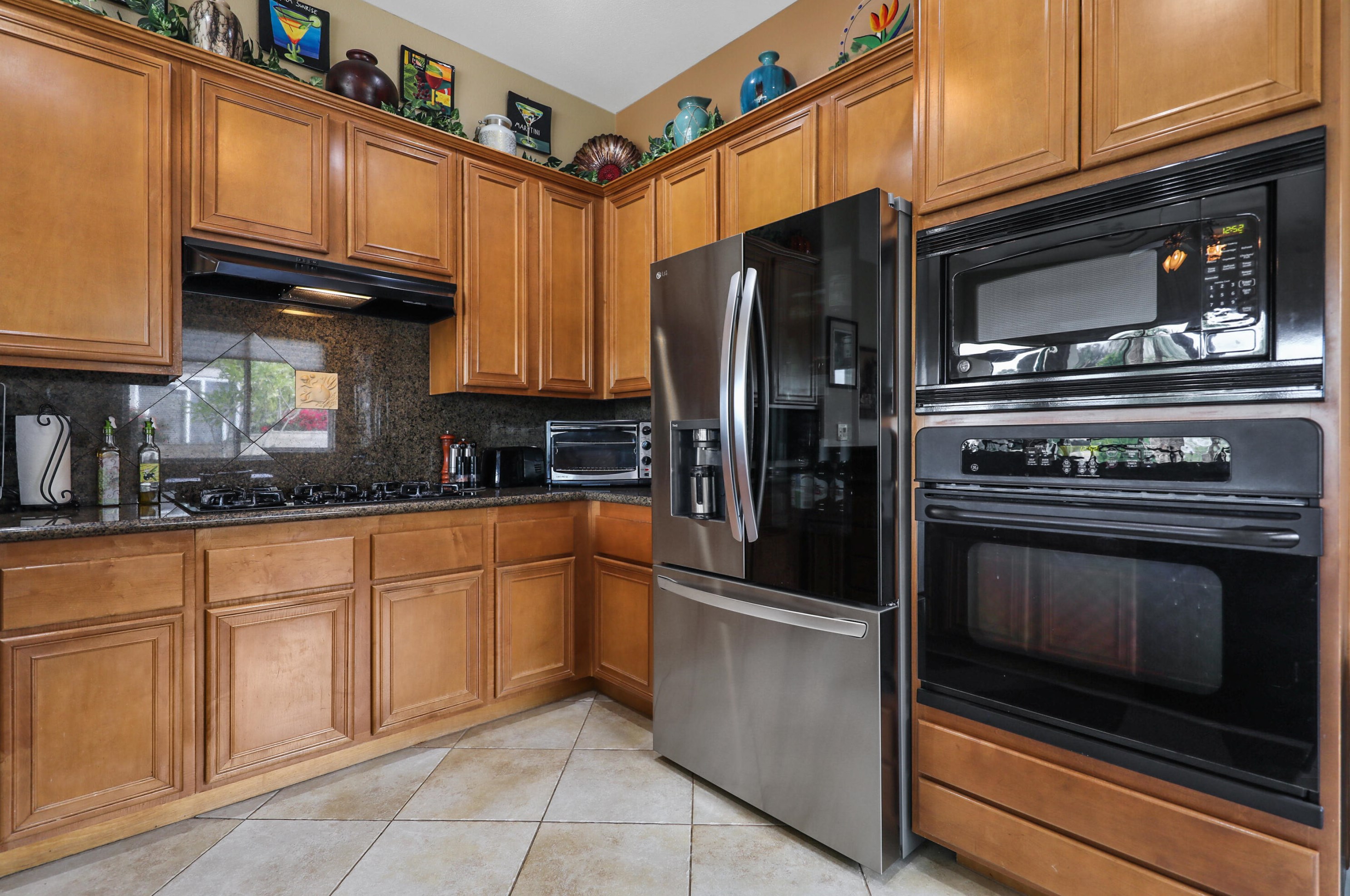 42606 Capri Dr, Indio CA 92203-8057 exterior