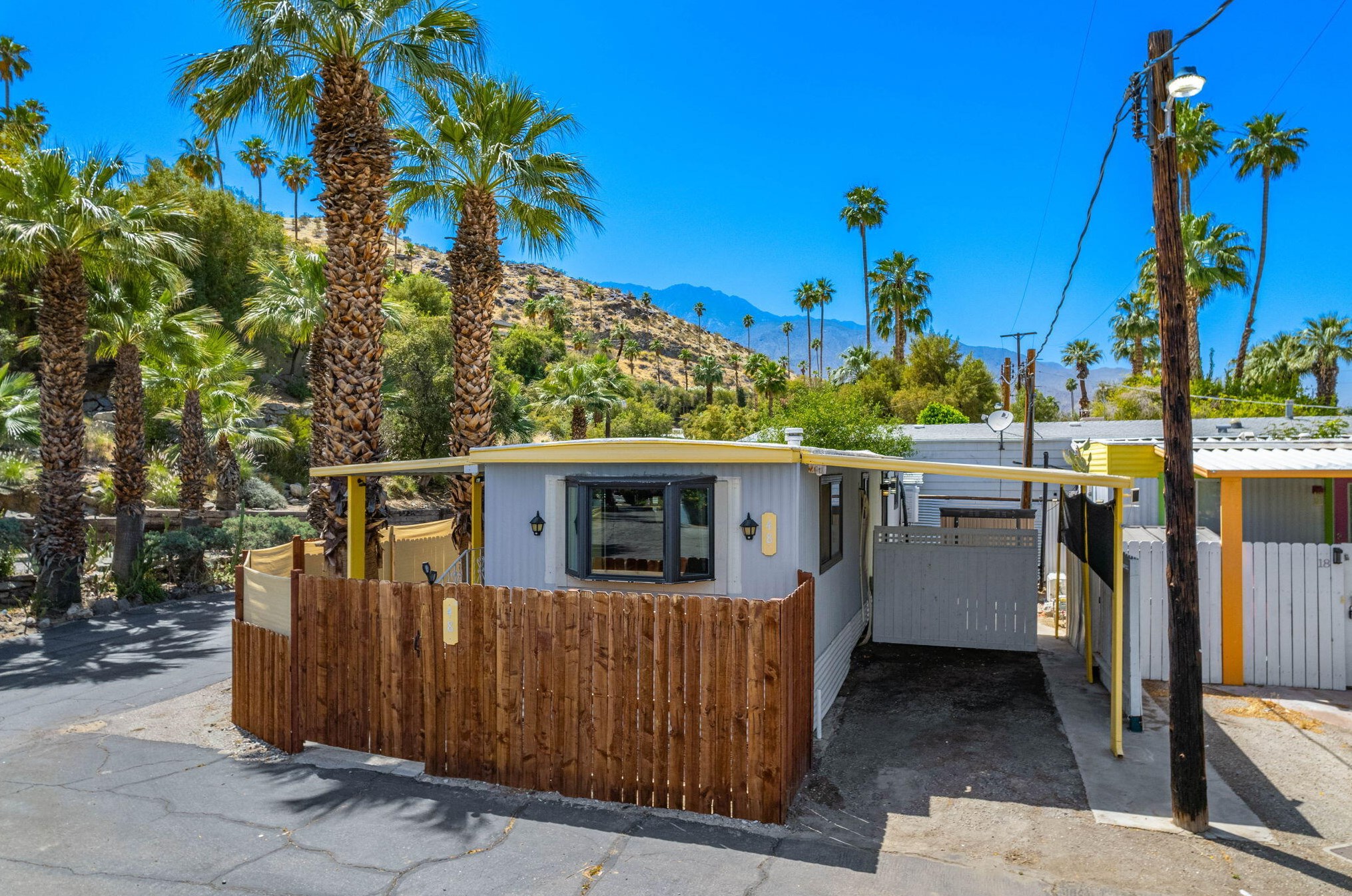 48 Mars St, Palm Springs, CA 92264-4918