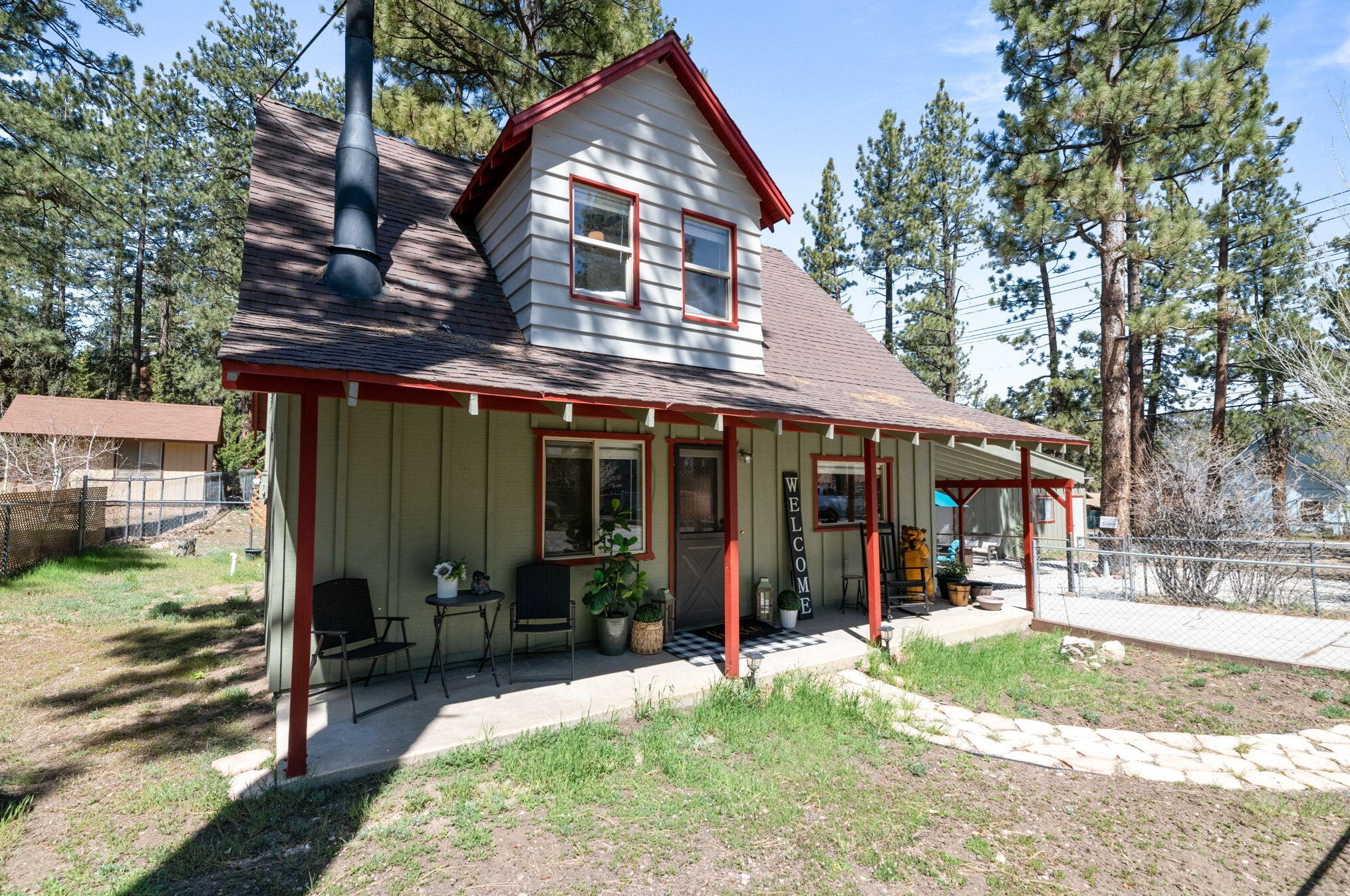 100 Sherwood Blvd, Big Bear City, CA 92314-8933