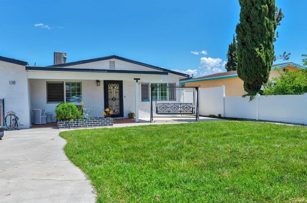 138 Maple Ave, Beaumont, CA 92223-2920